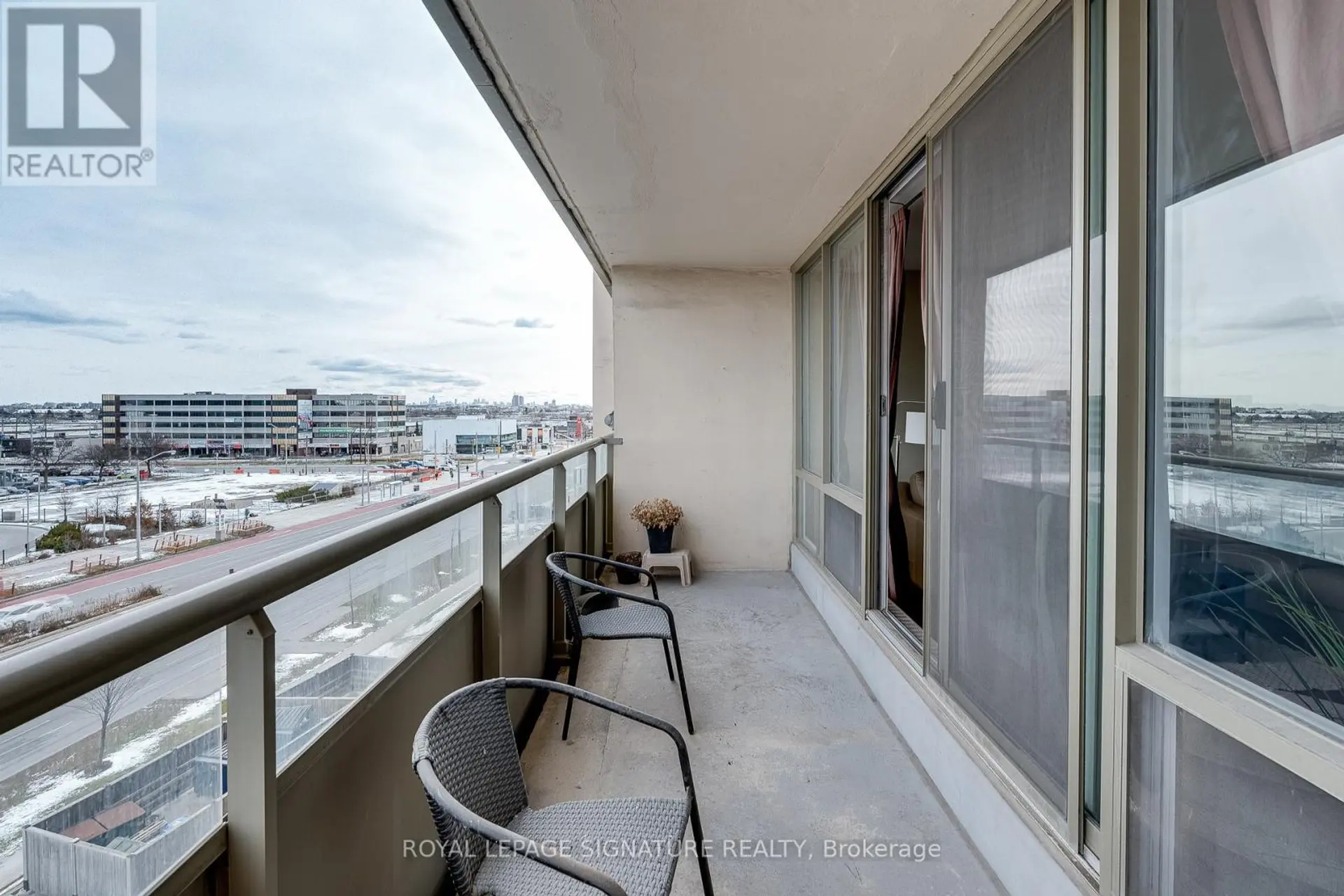 #611 1 FOUR WINDS DRIVE - Image 6