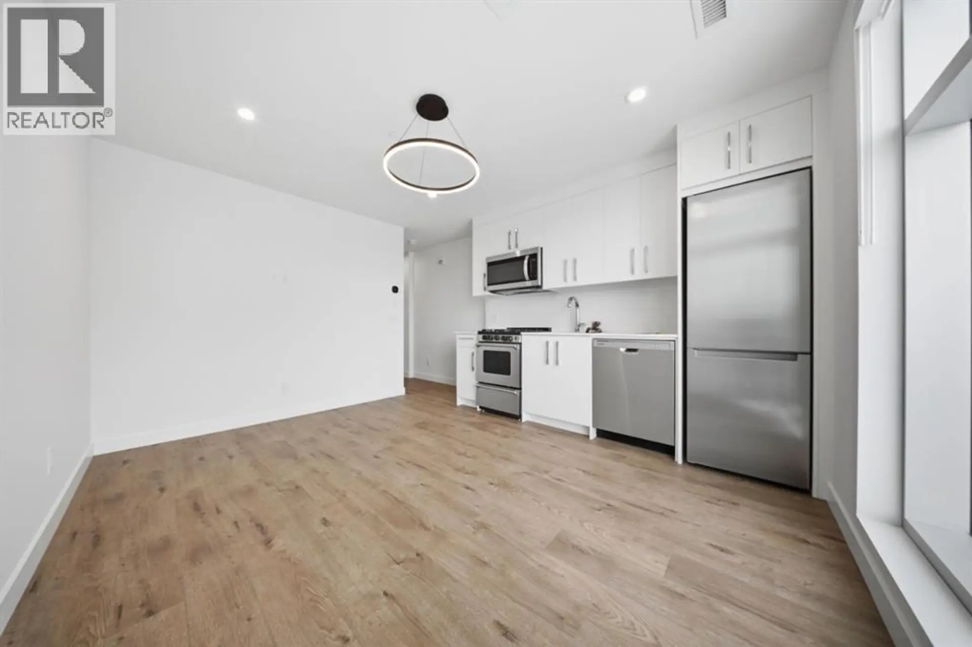 #447 110 18A Street NW - Image 12
