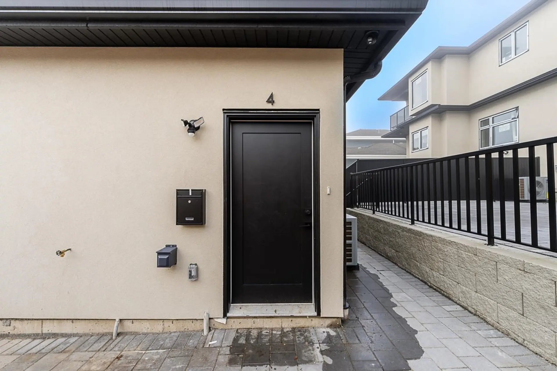 #4 6554 Charles Street - Image 3