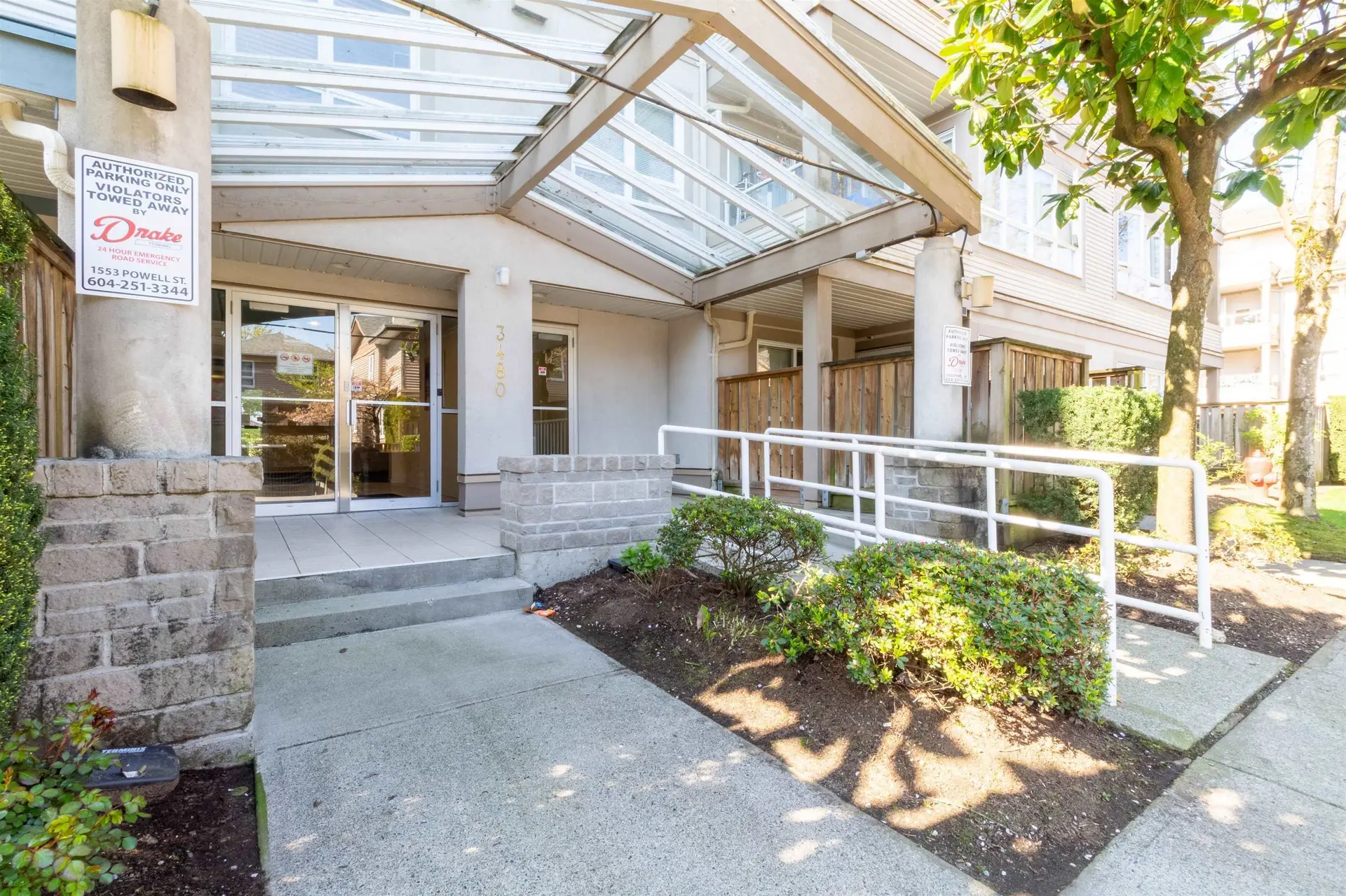 #407 3480 Yardley Avenue - Image 3