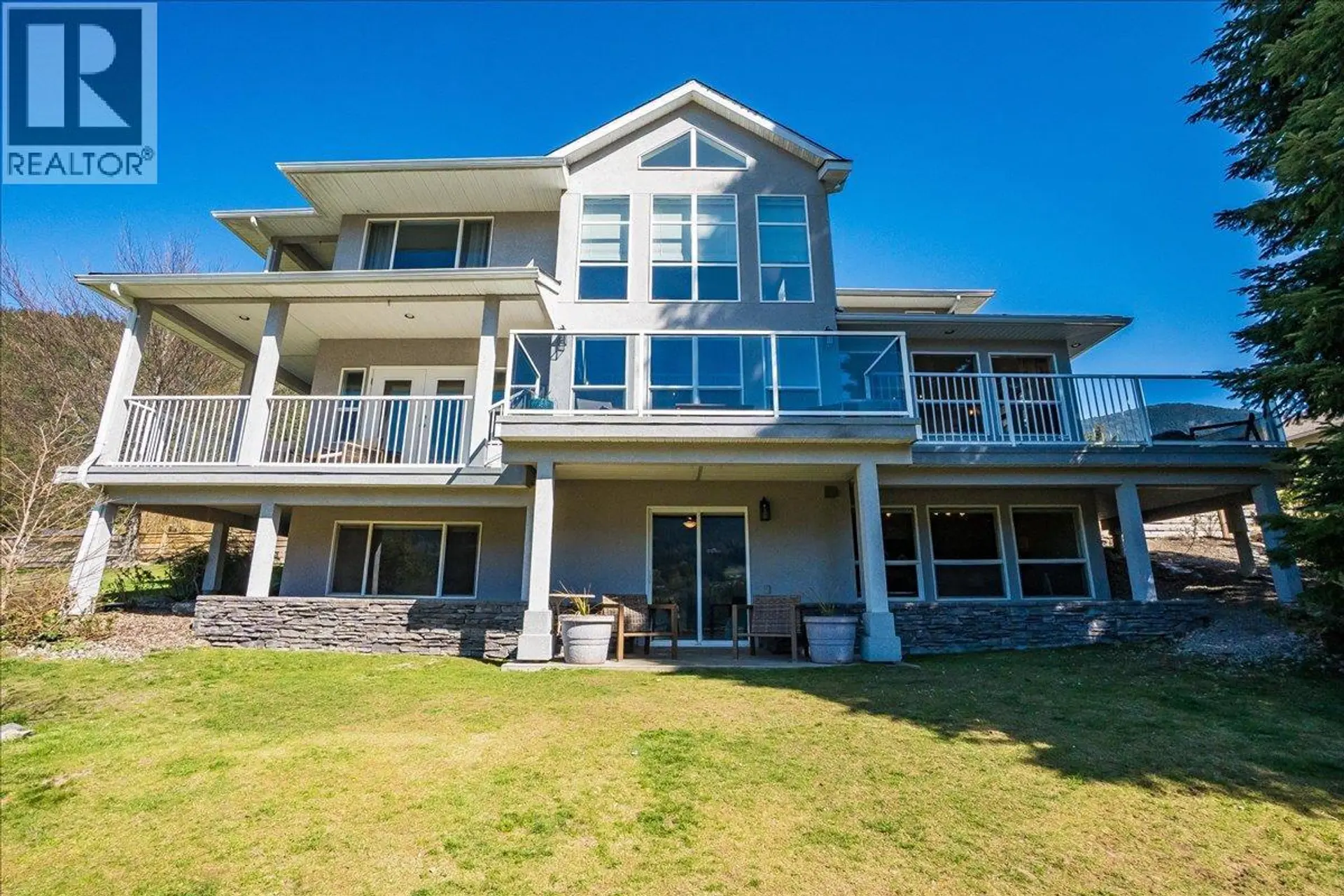 Property at 5839 Sunset Drive, Nelson, BC