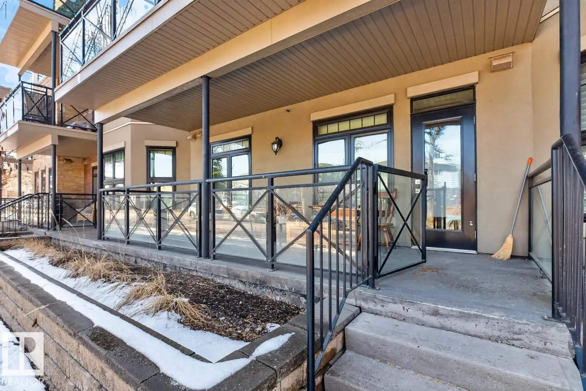 #102 10811 72 AV NW - Image 12