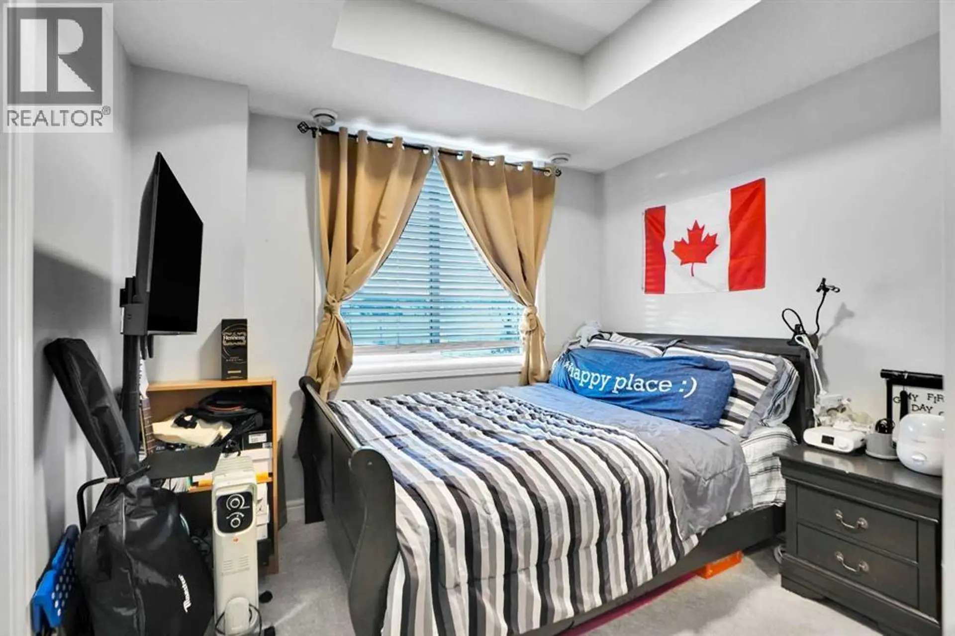 28 Savanna Passage NE - Image 14