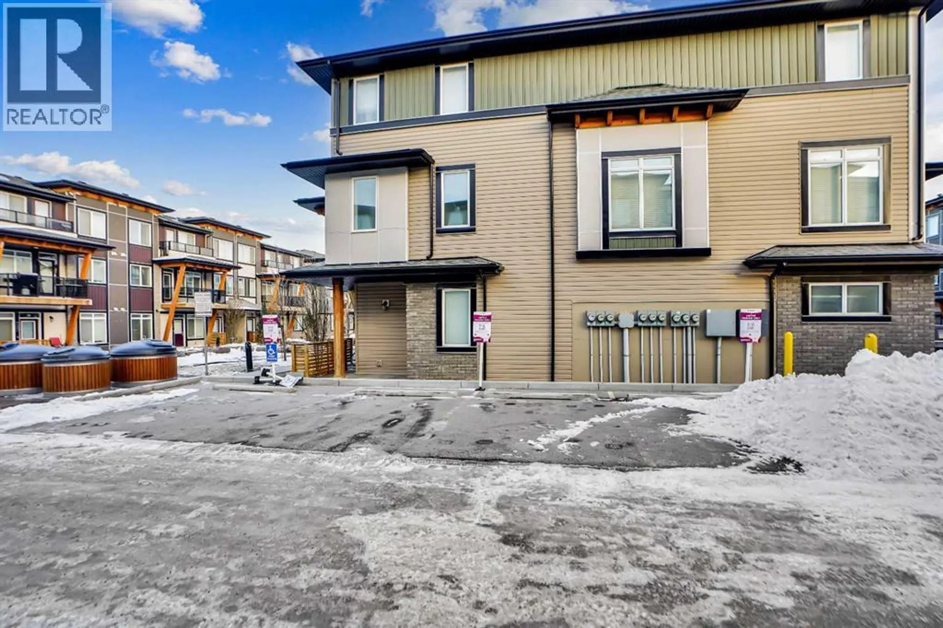 28 Savanna Passage NE - Image 5