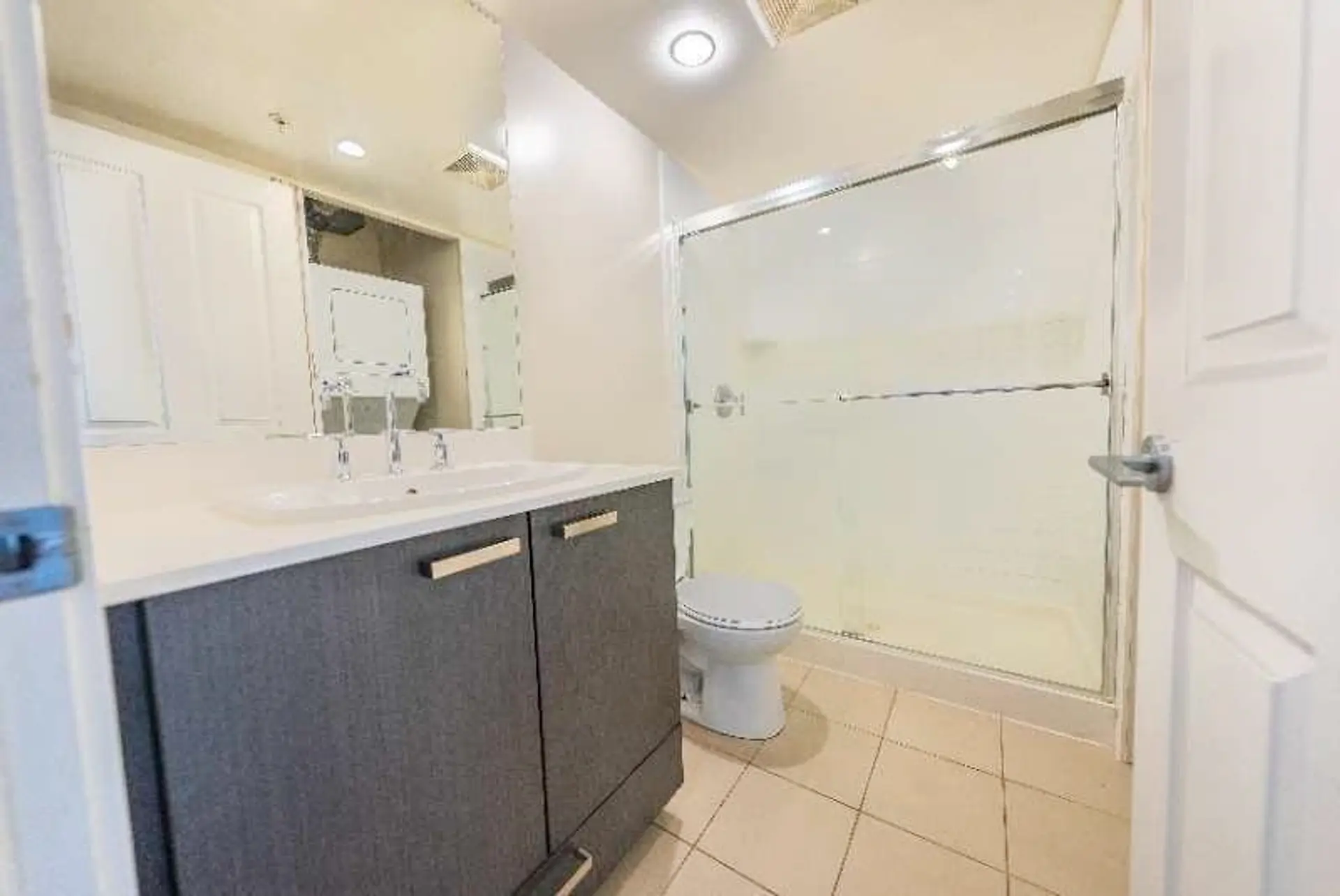 #2205 6688 Arcola Street - Image 6