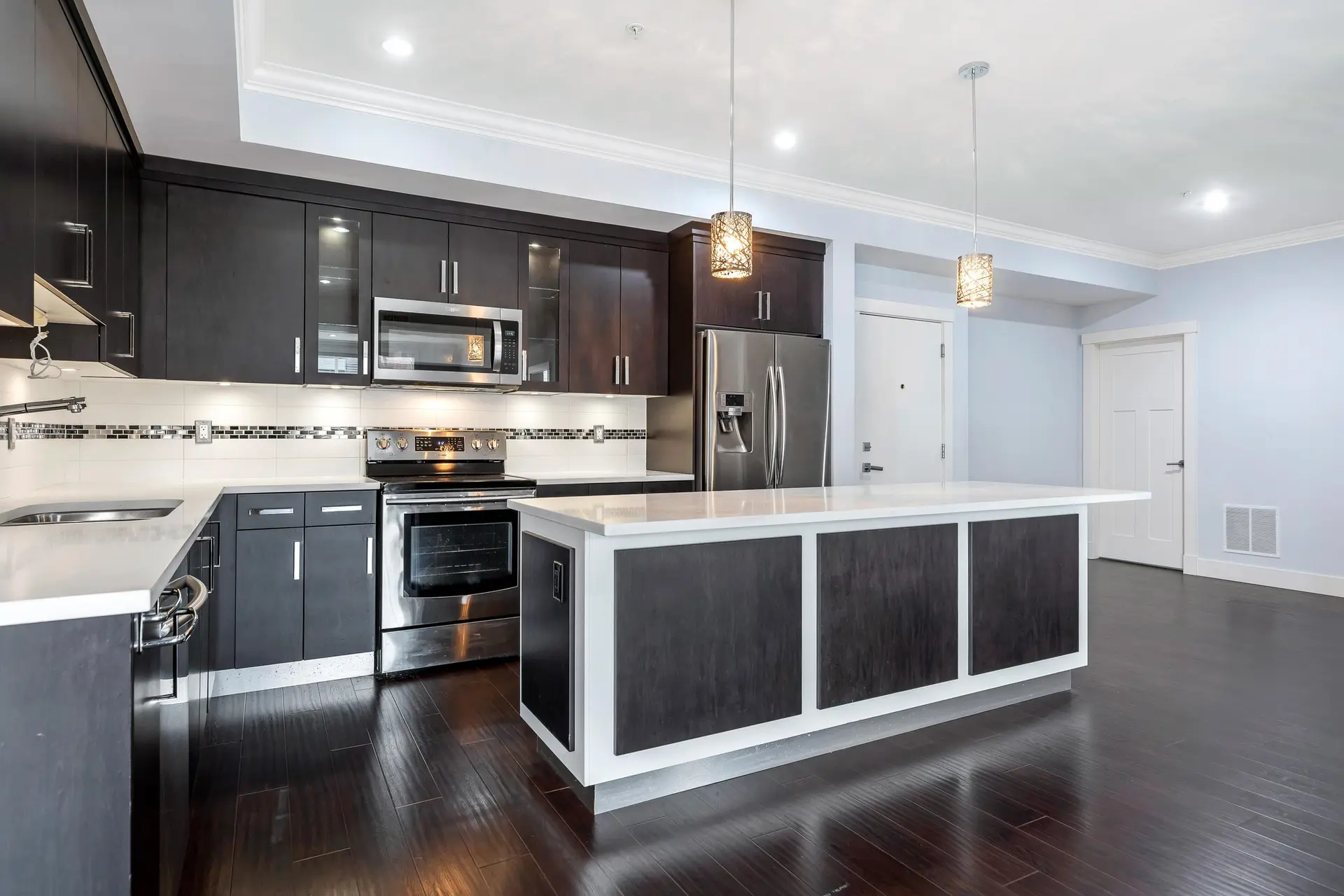 Property at #302 14885 60 Avenue, Surrey, BC