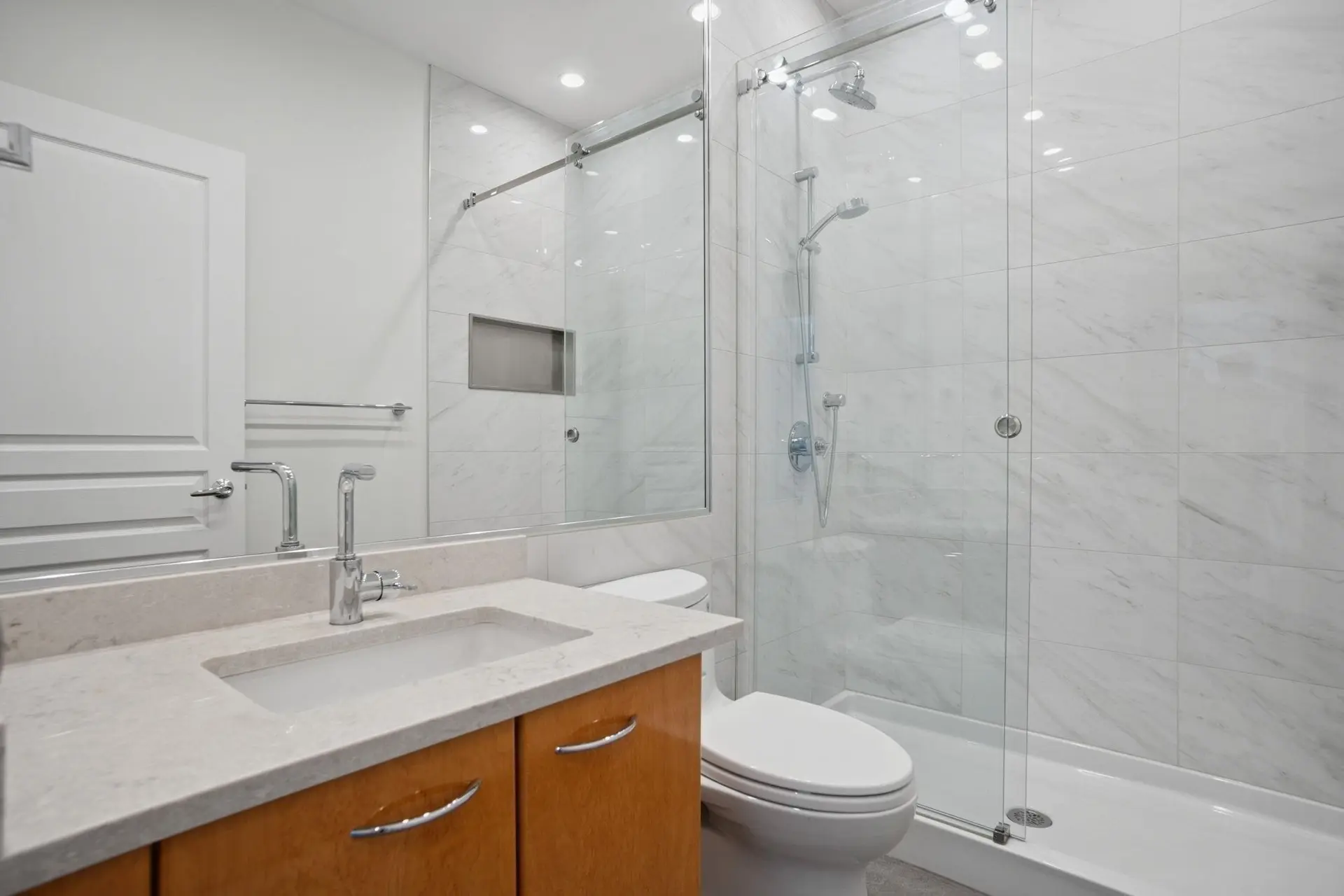 #210 2028 W 11 Avenue - Image 9