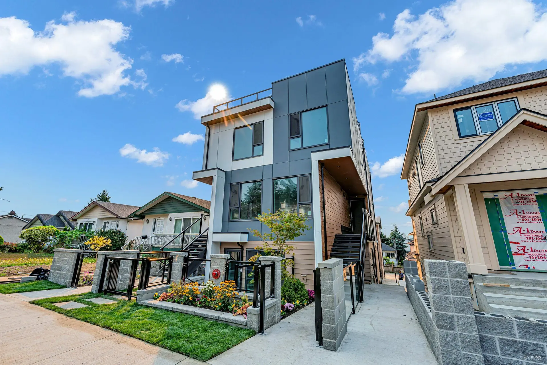#3 262 E 65th Avenue - Image 2