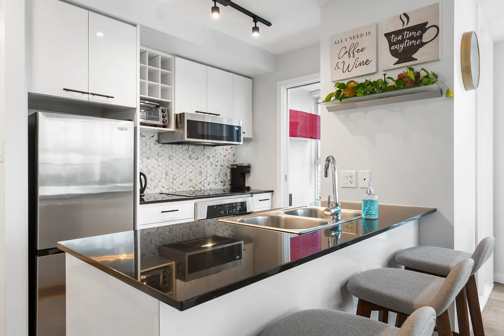 Property at #908 668 Citadel Parade, Vancouver, BC