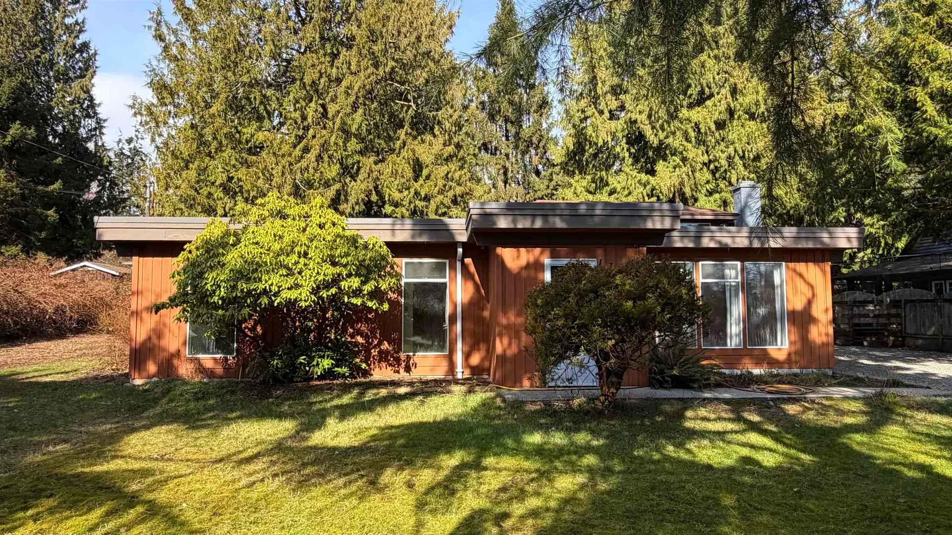 1112 Sunnyside Road - Image 2