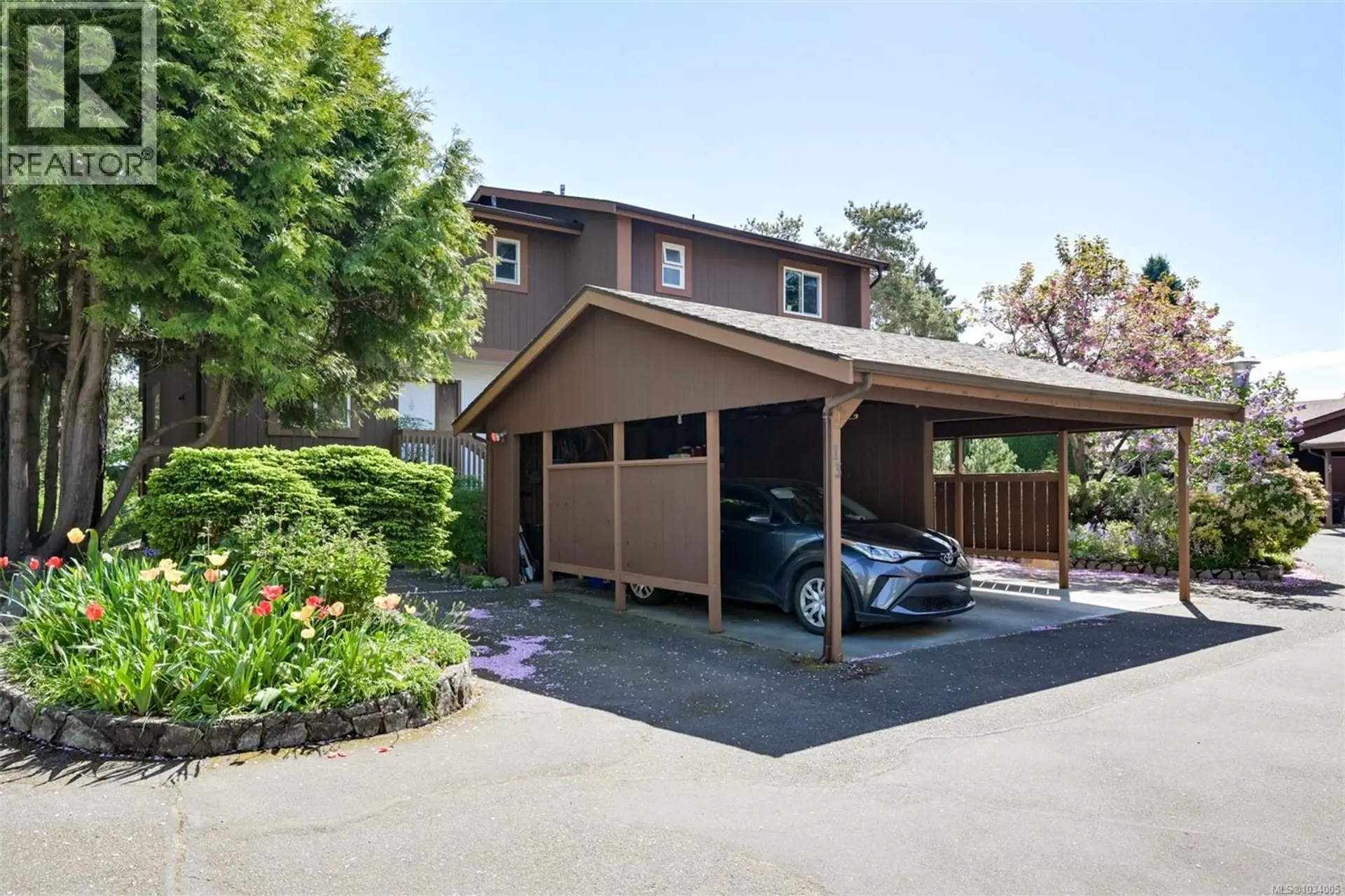 Property at #13 933 Admirals Rd, Esquimalt, BC