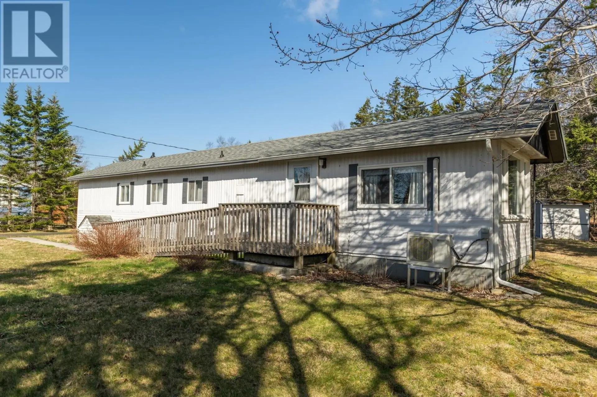 337 Highway 334 - Image 2