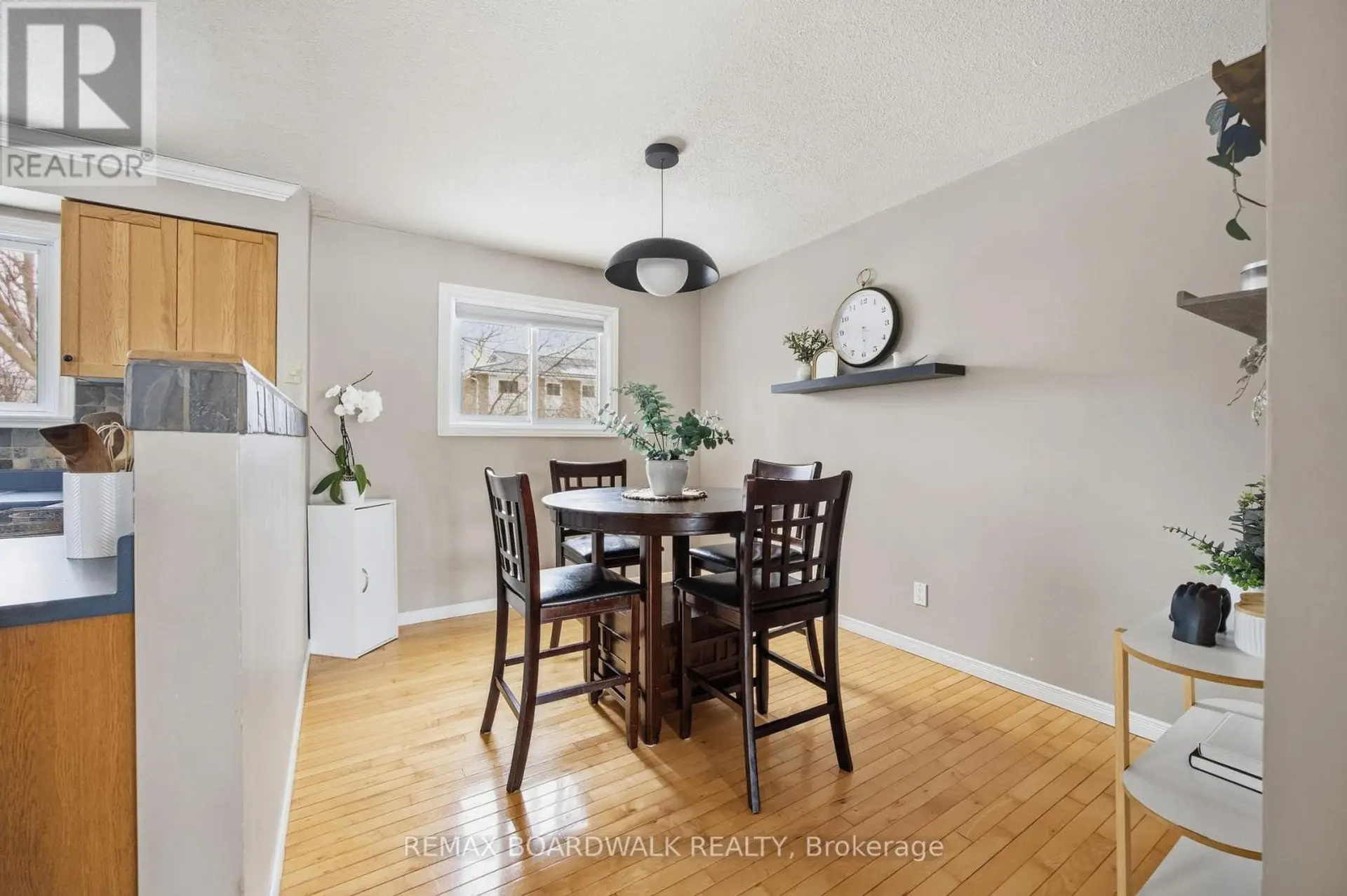 32 PROVOST STREET - Image 8