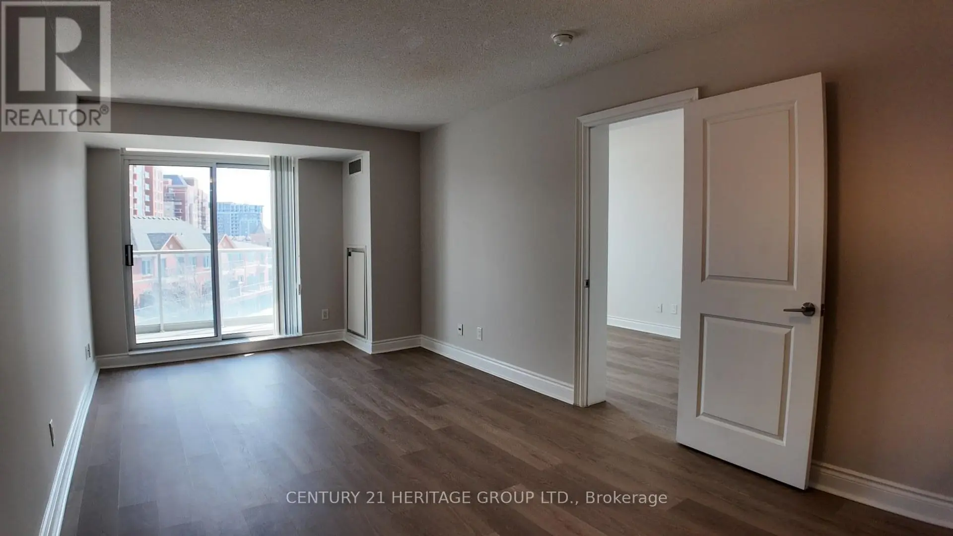 #509 88 TIMES AVENUE - Image 8