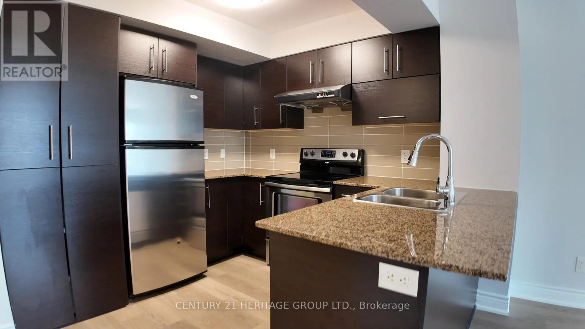 #601 233 SOUTH PARK ROAD - Image 6