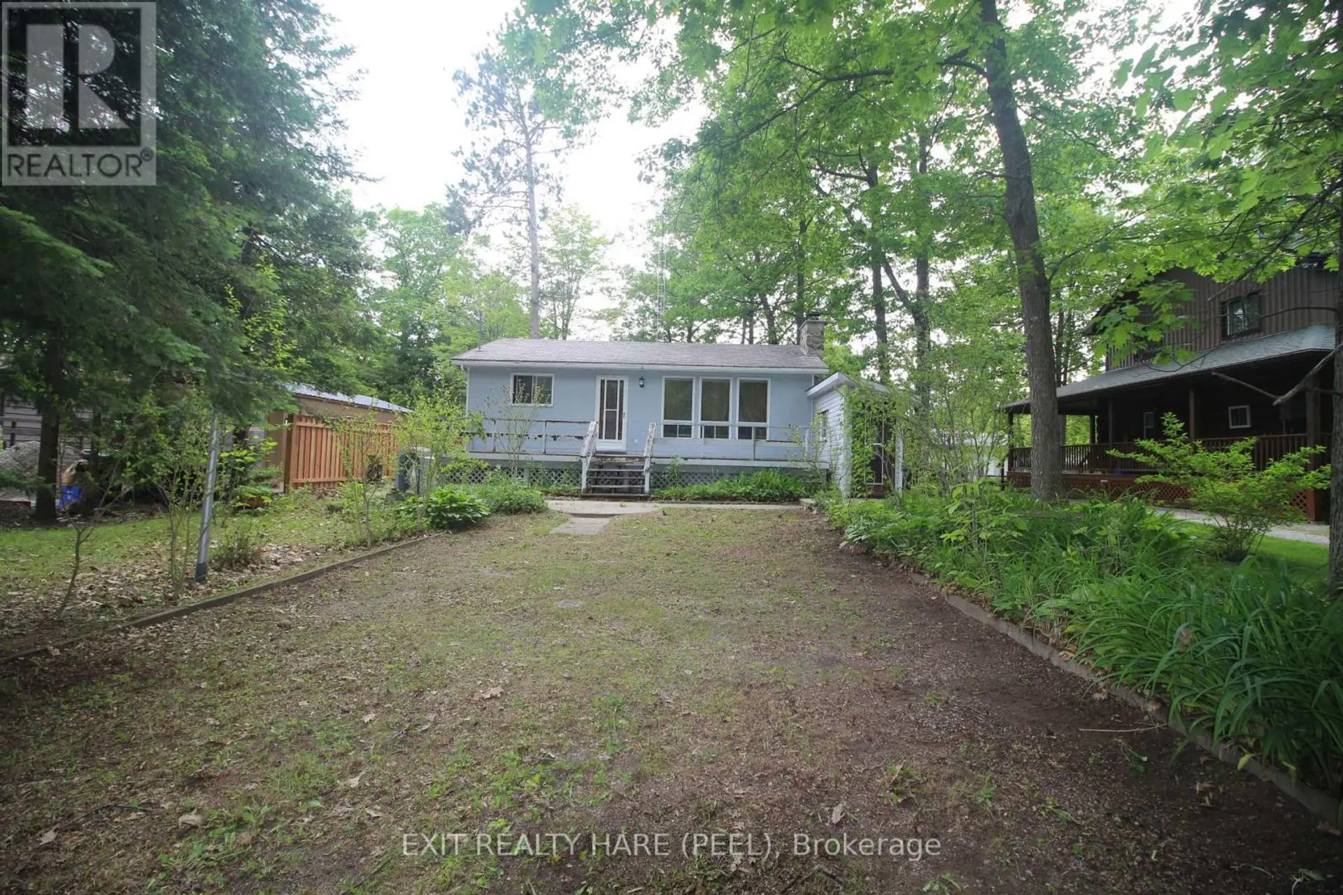 126 WOODWARD DRIVE - Image 2