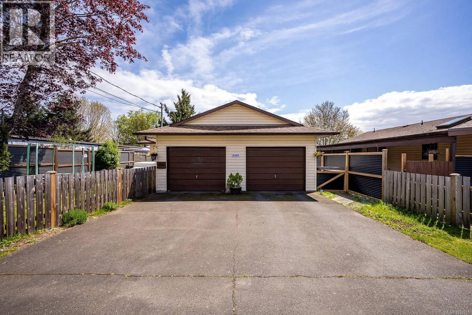 Property at 2301 6th St E, Courtenay, BC