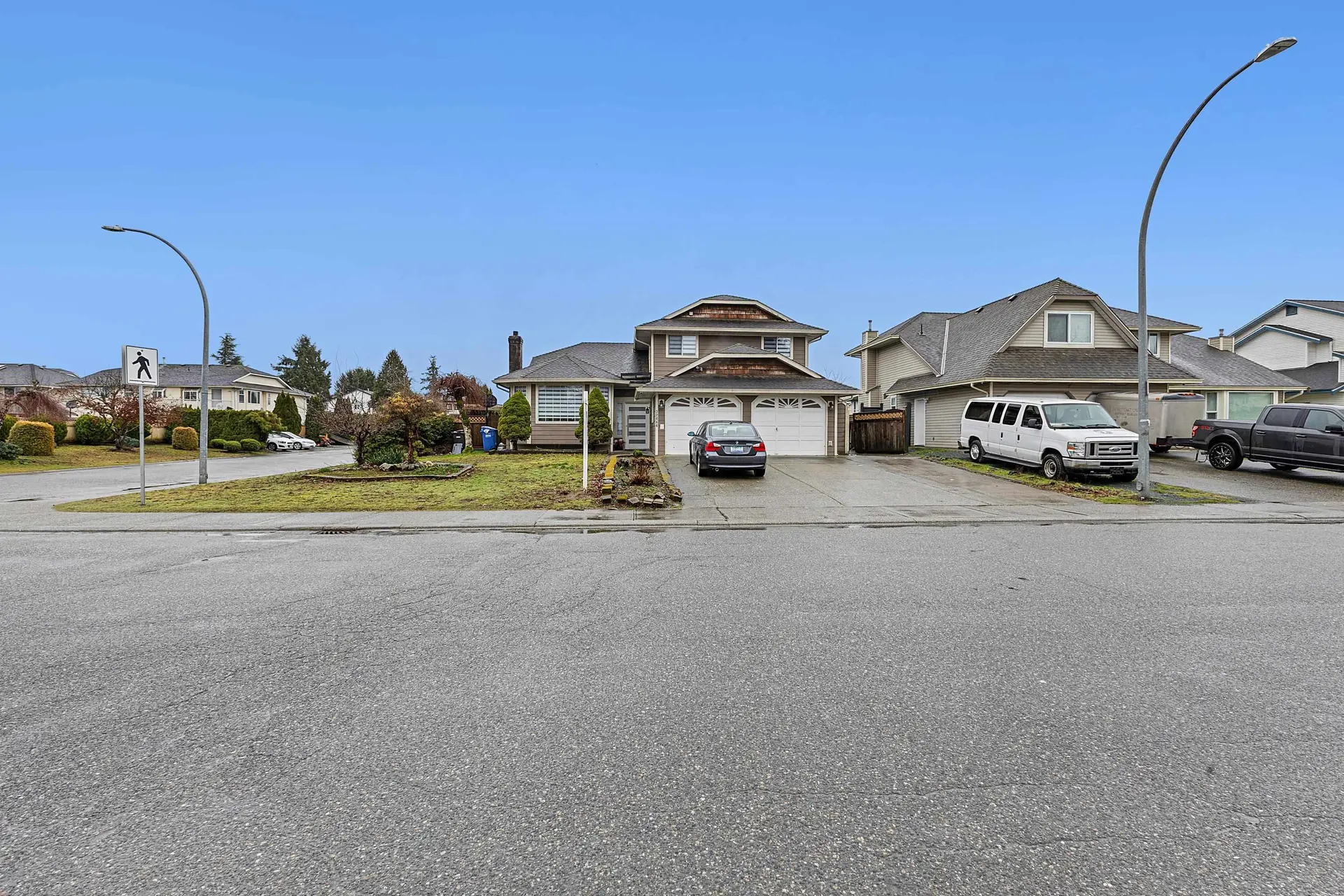 Property at 32066 Sorrento Avenue, Abbotsford, BC