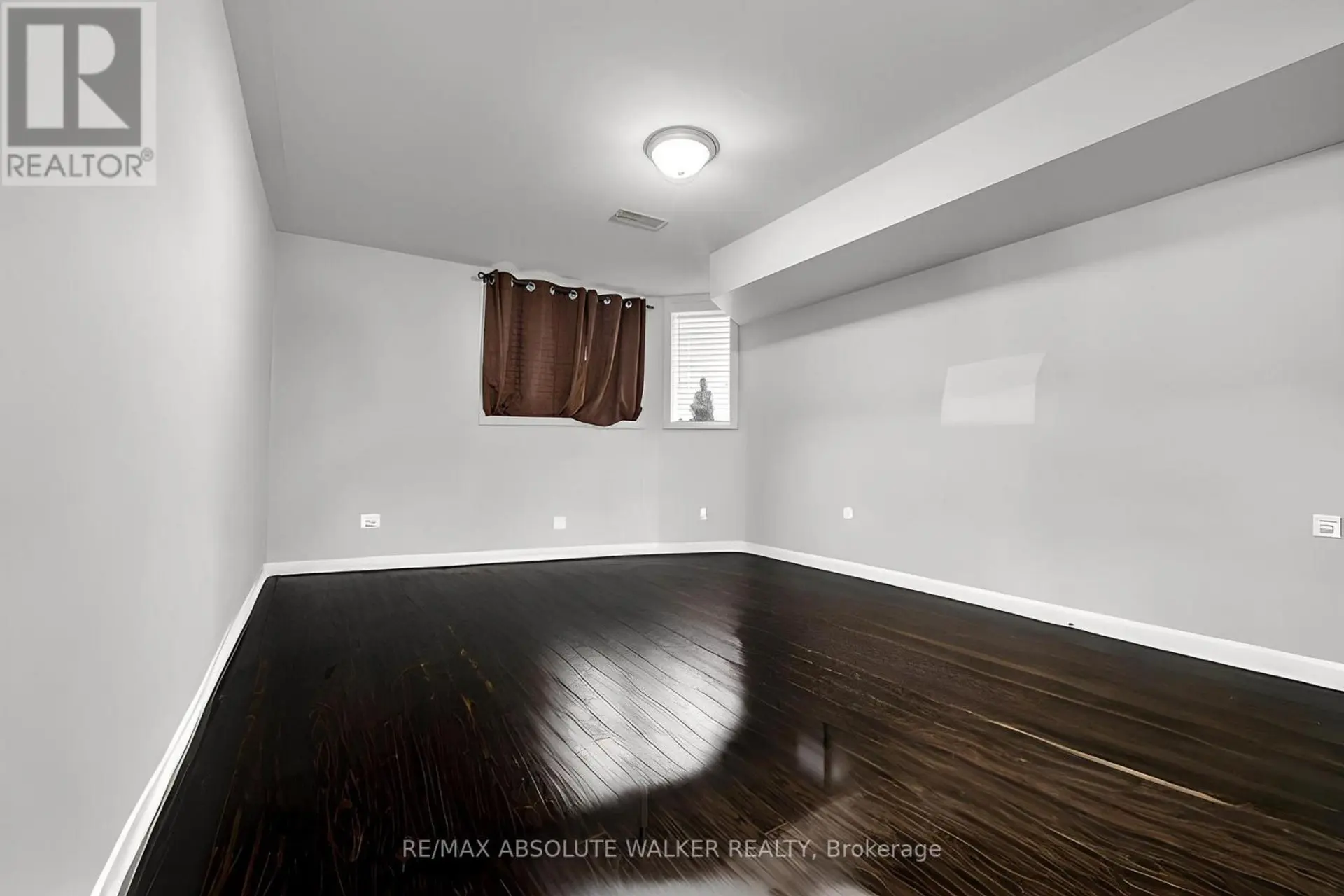 #8 299 AQUAVIEW DRIVE - Image 18