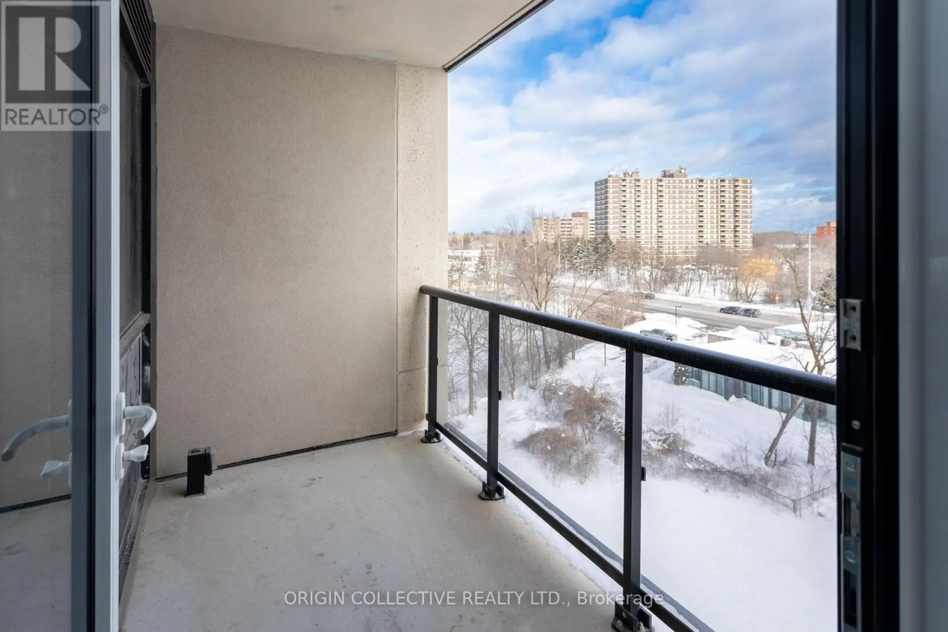 #605 1035 SOUTHDOWN ROAD - Image 18