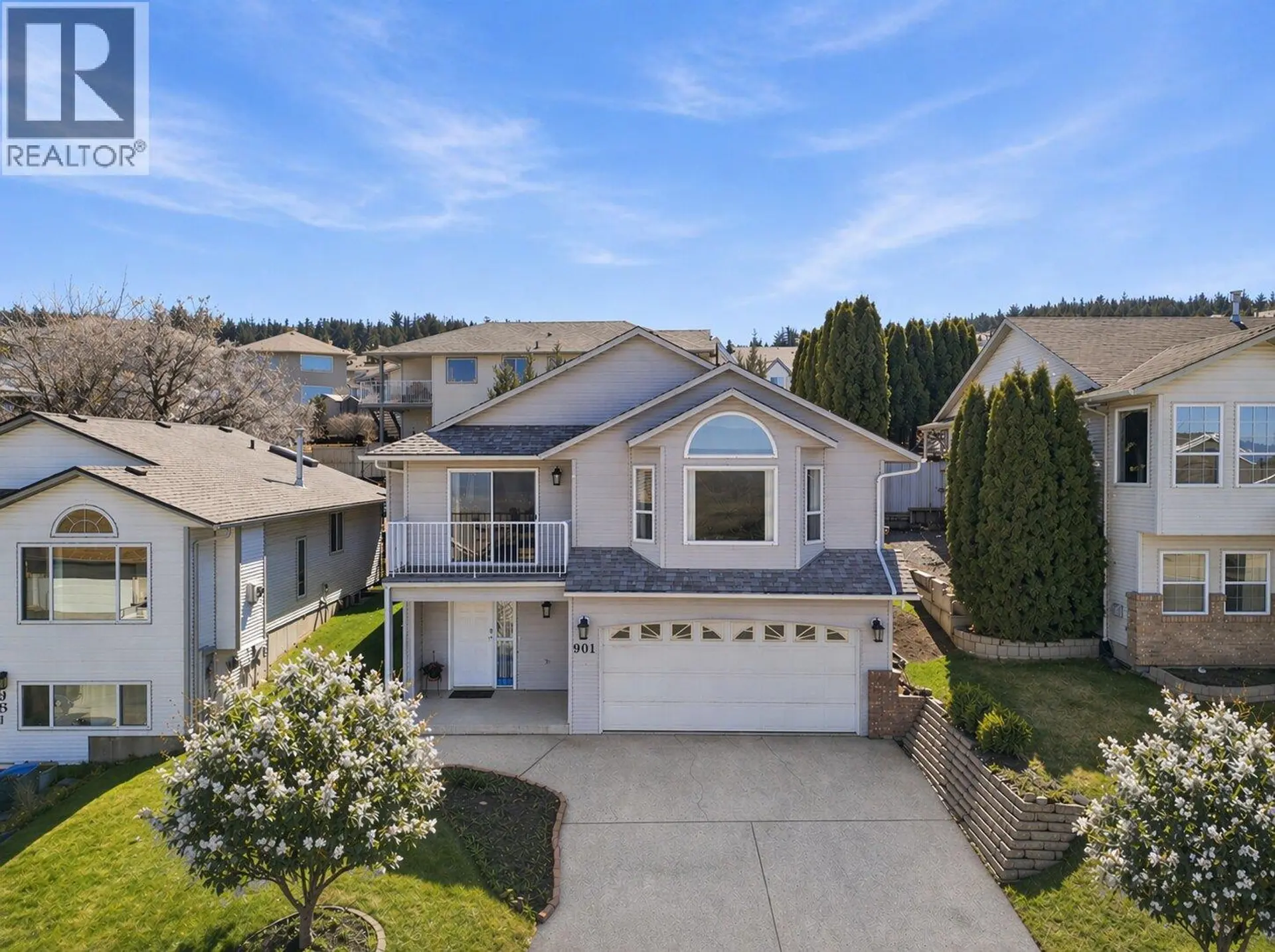 Property at 901 Regent Crescent, Kamloops, BC