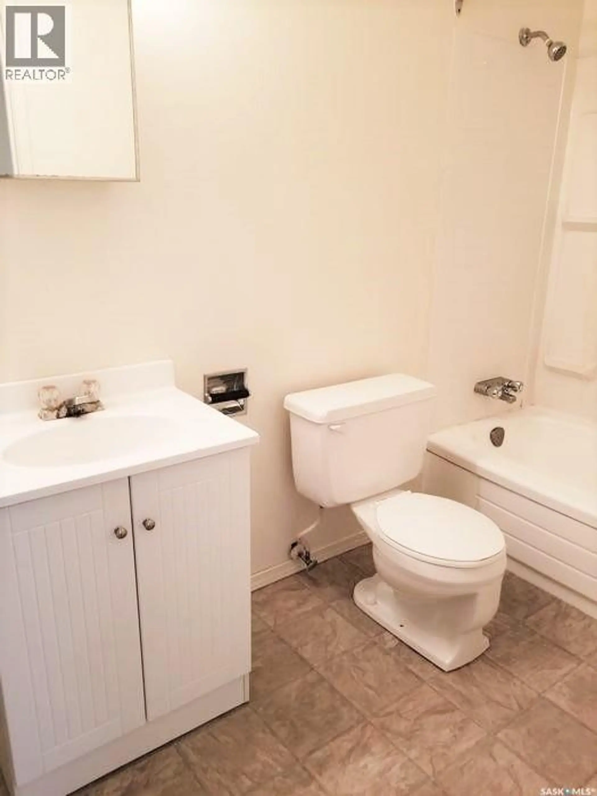 #3906 Castle ROAD - Image 10