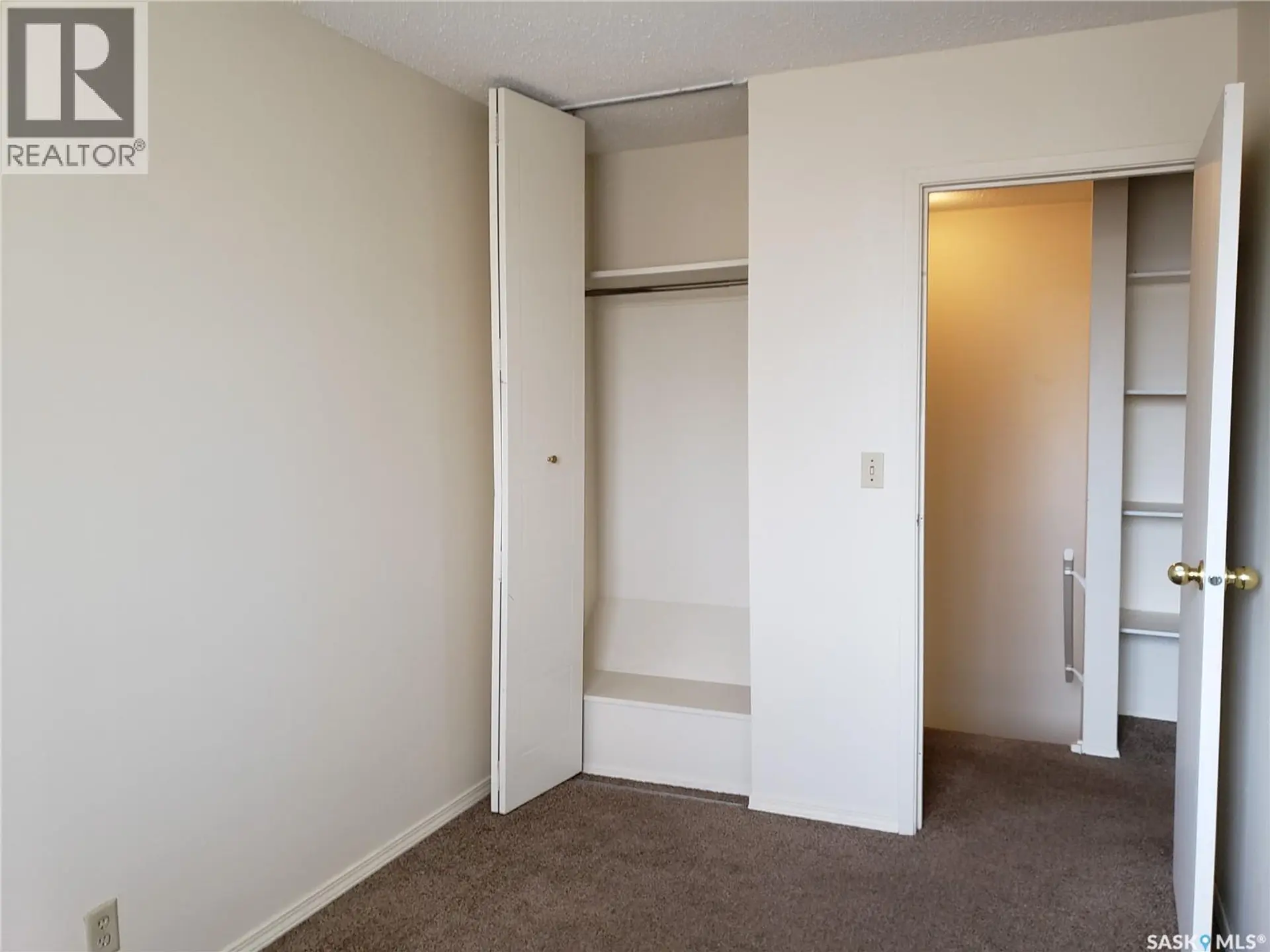 #3906 Castle ROAD - Image 12