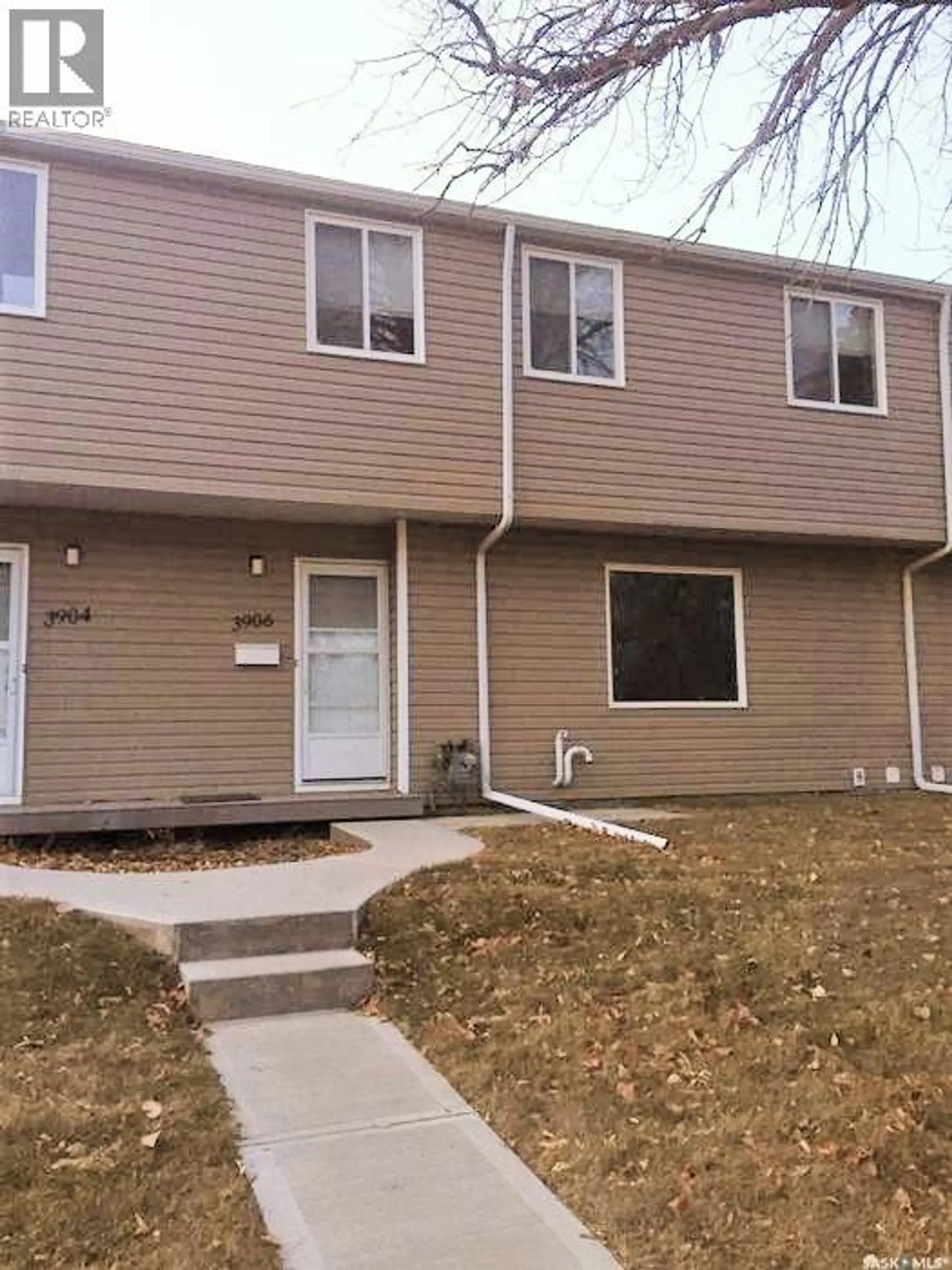#3906 Castle ROAD - Image 2
