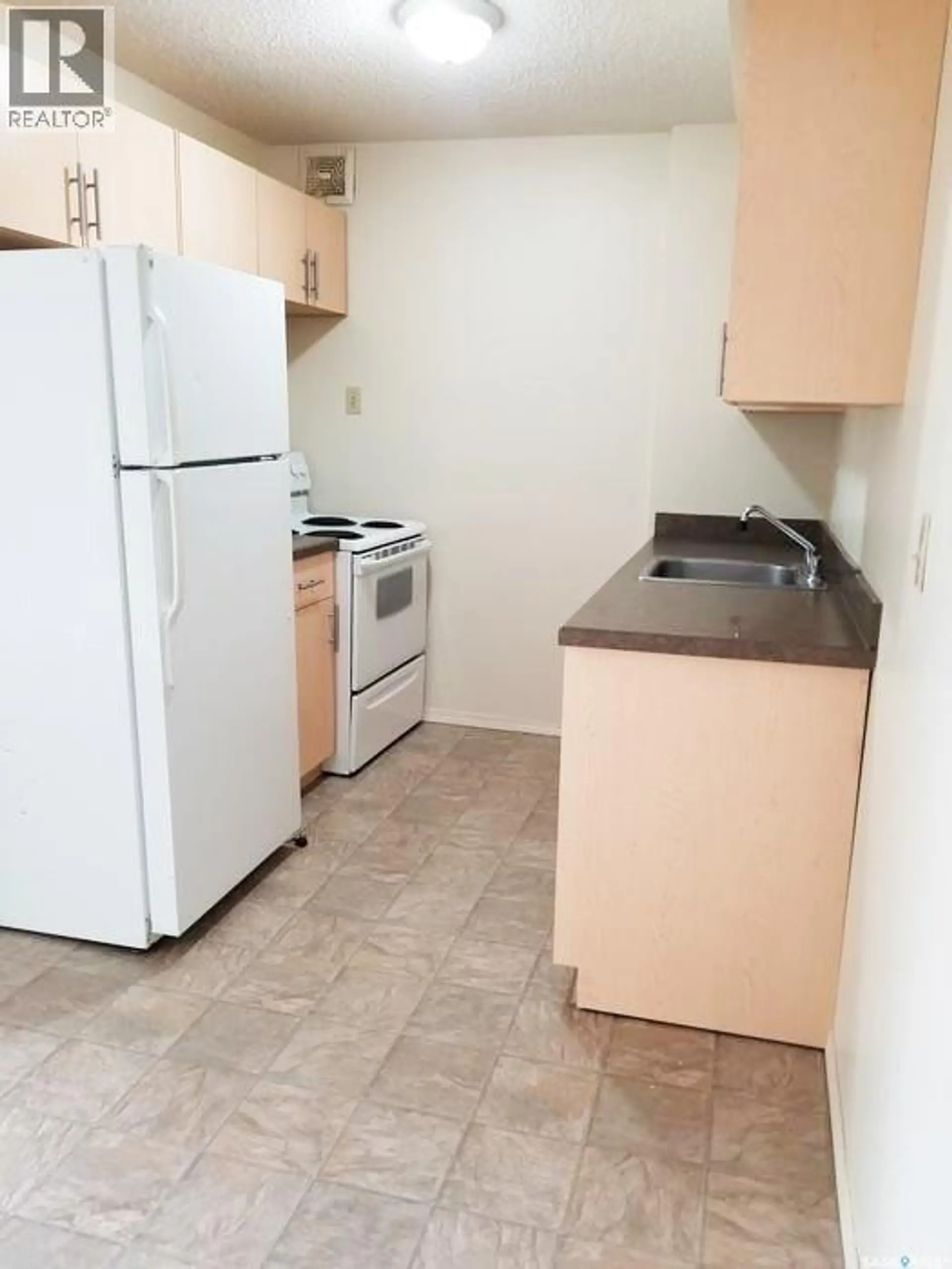 #3906 Castle ROAD - Image 5