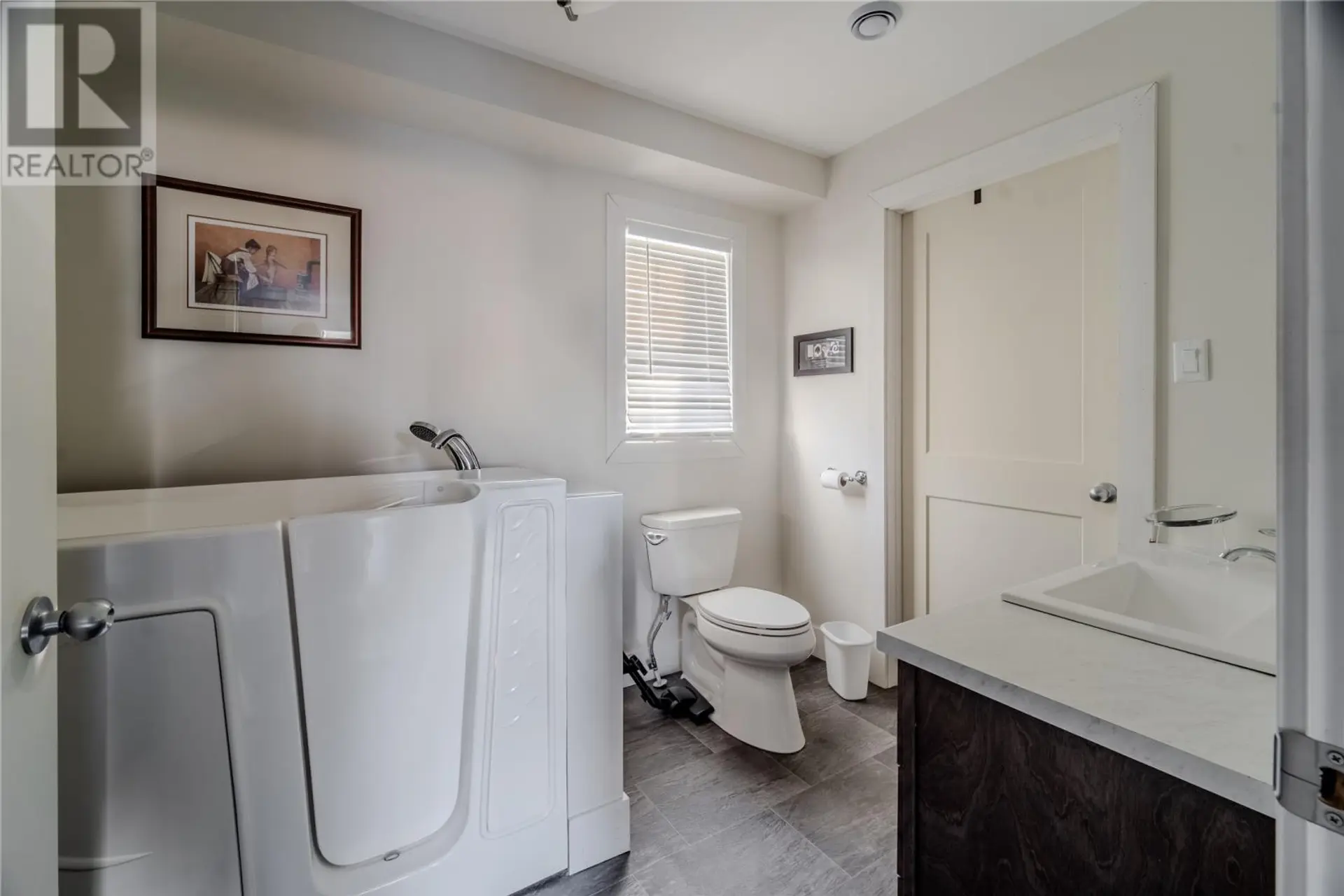 58 Gully Pond Road - Image 6