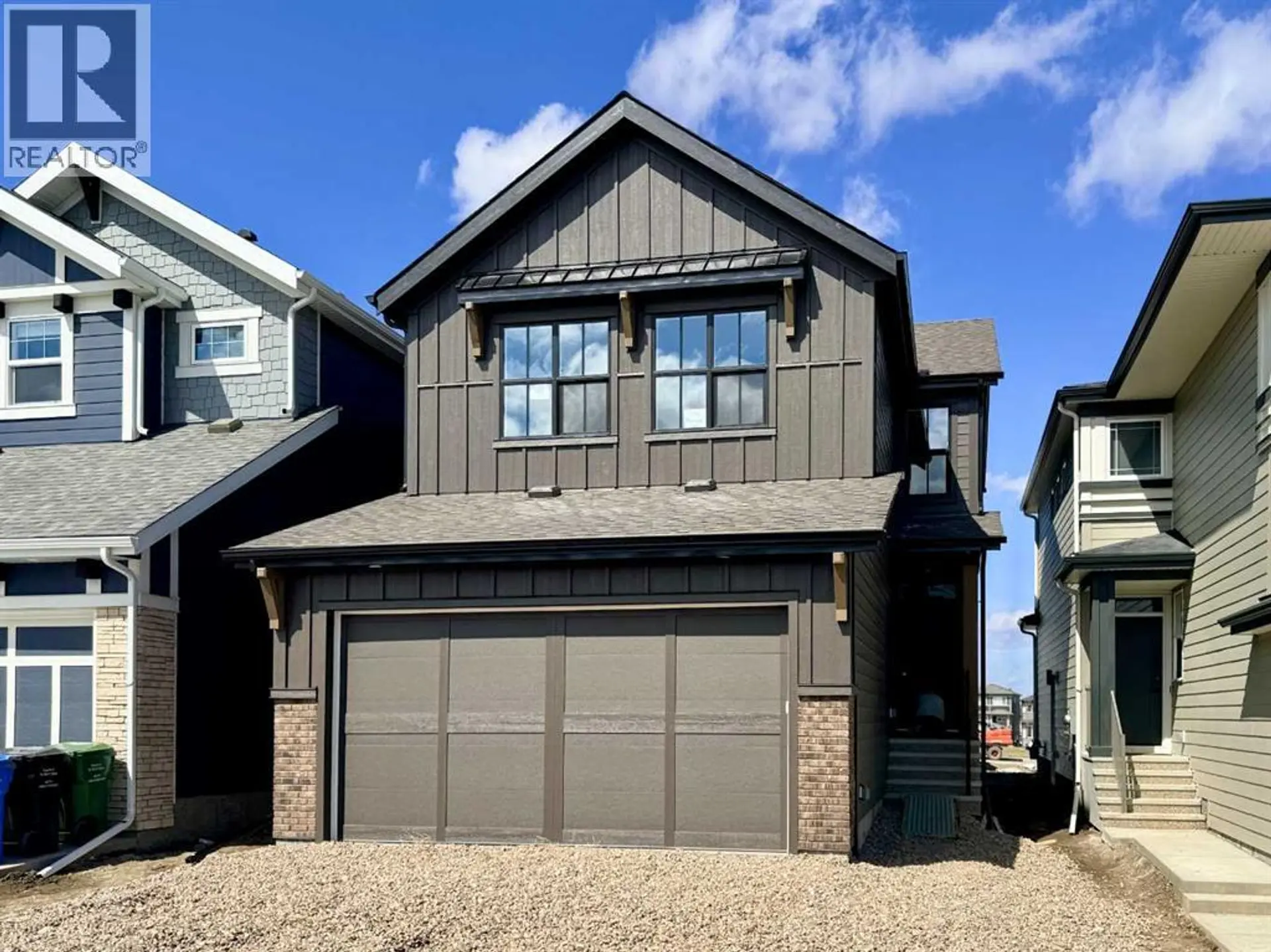 104 Mercado Crescent SE - Image 1