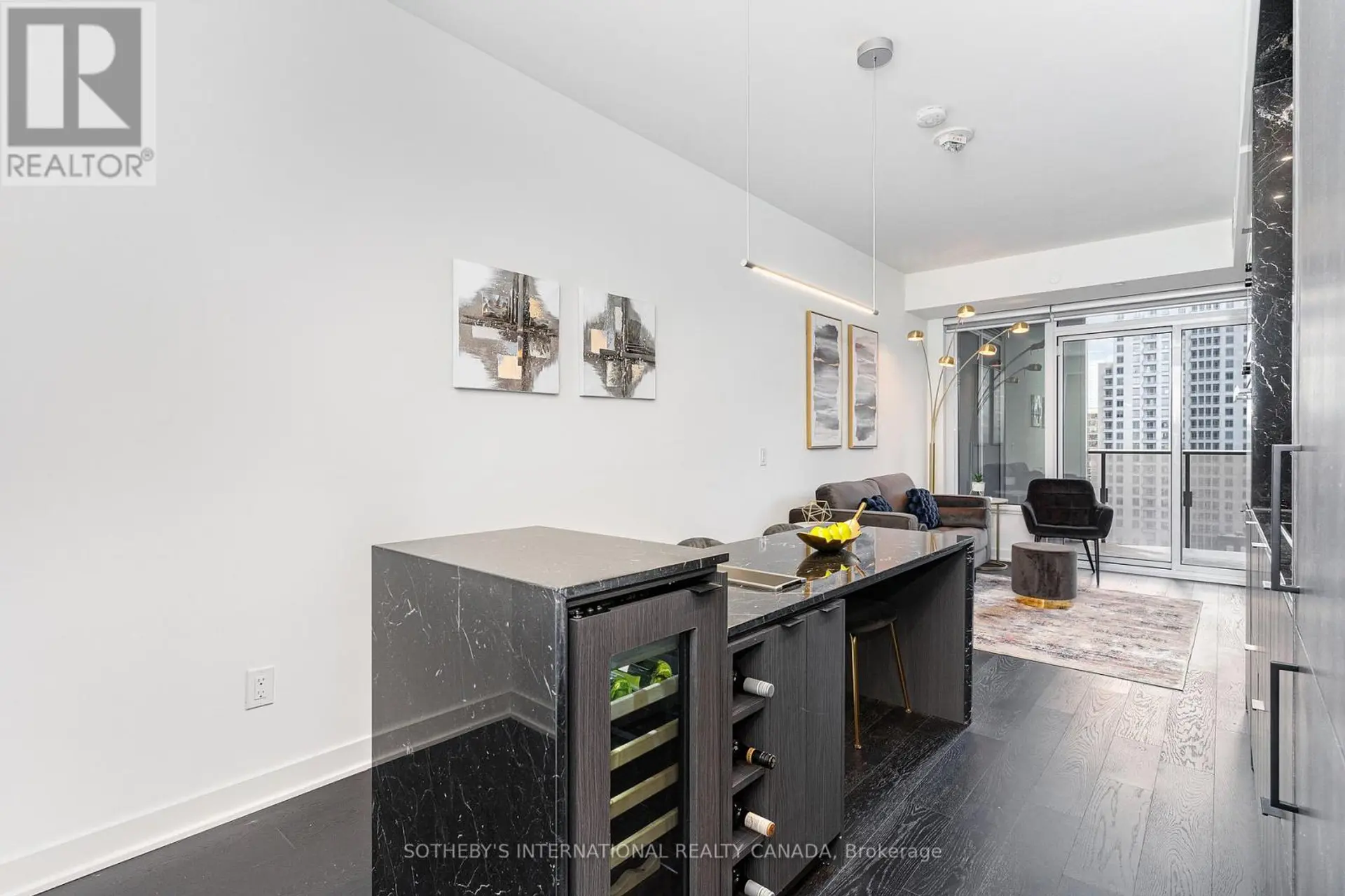 #1111 11 YORKVILLE AVENUE - Image 9