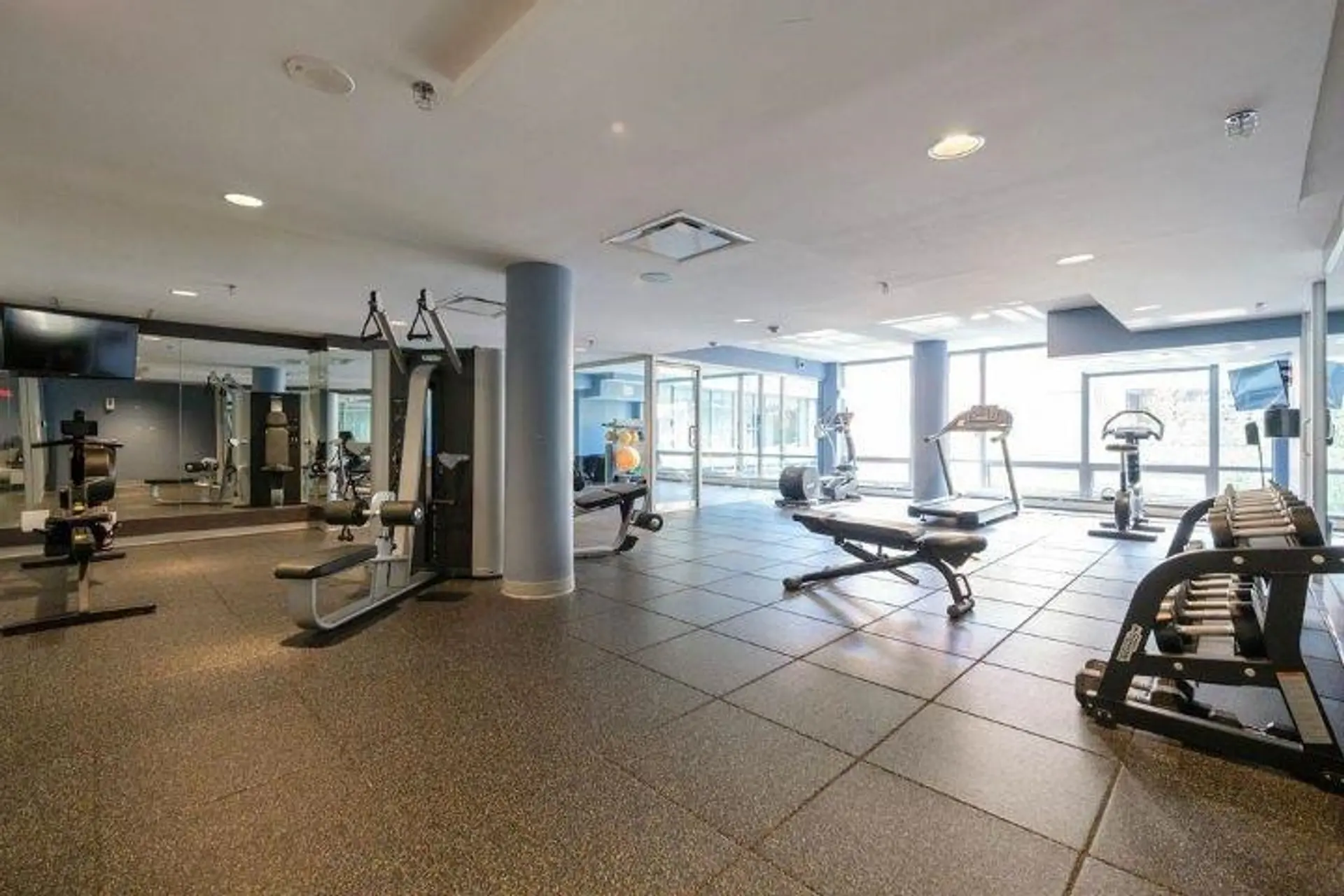 #3708 1283 Howe Street - Image 17