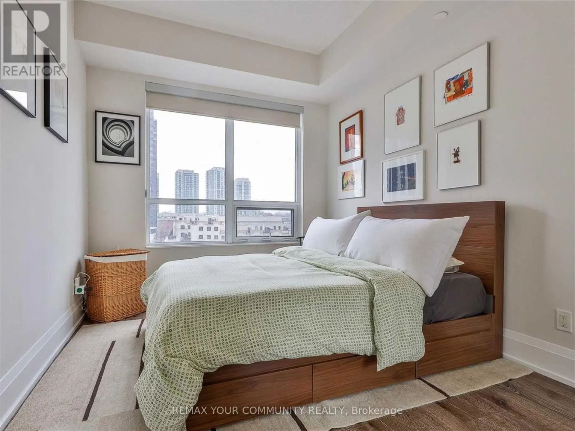#533 120 HARRISON GARDEN BOULEVARD - Image 10