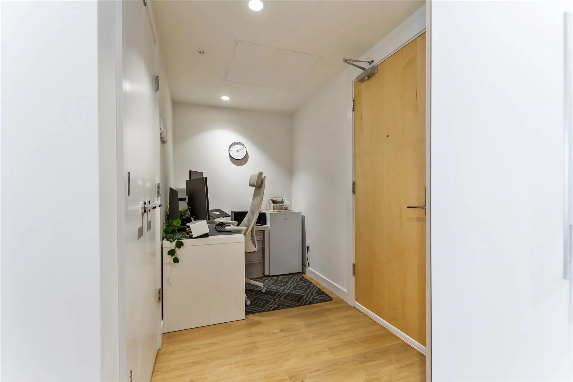 #203 9580 Tower Road - Image 14