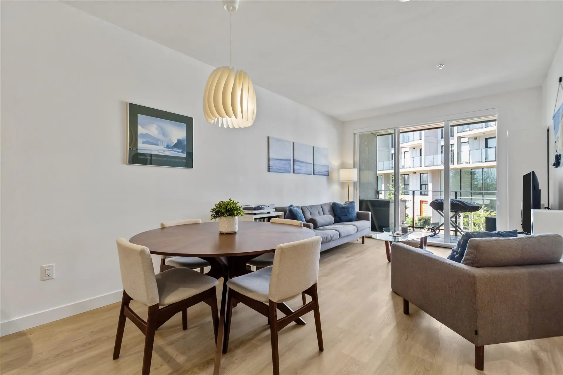 #203 9580 Tower Road - Image 4