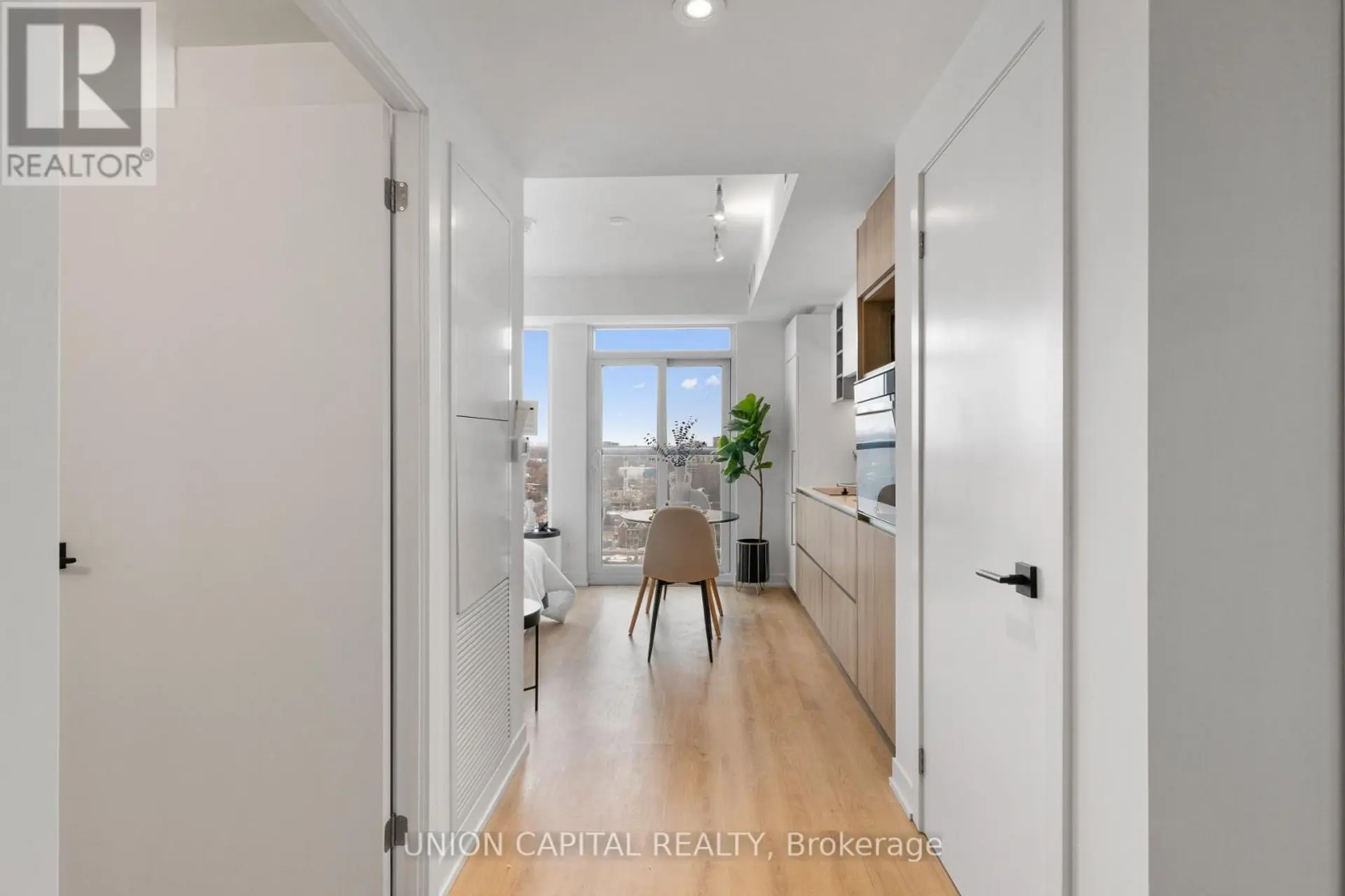 #1612 319 JARVIS STREET - Image 5
