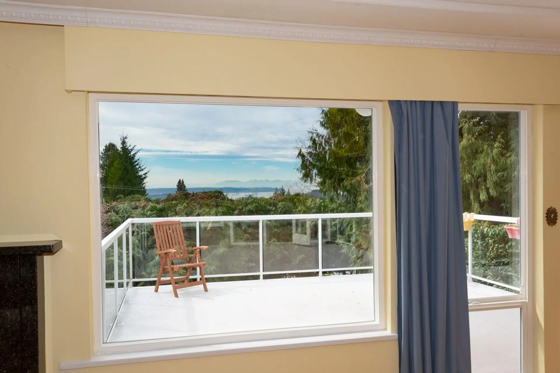 Property at 647 Blueridge Avenue, North Vancouver, BC