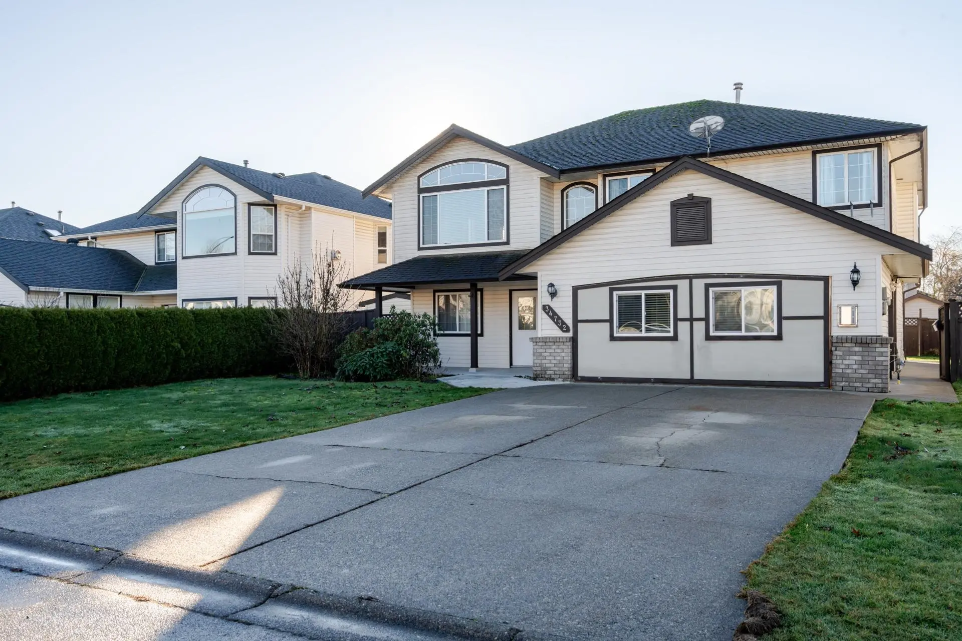 Property at 34732 7 Avenue, Abbotsford, BC