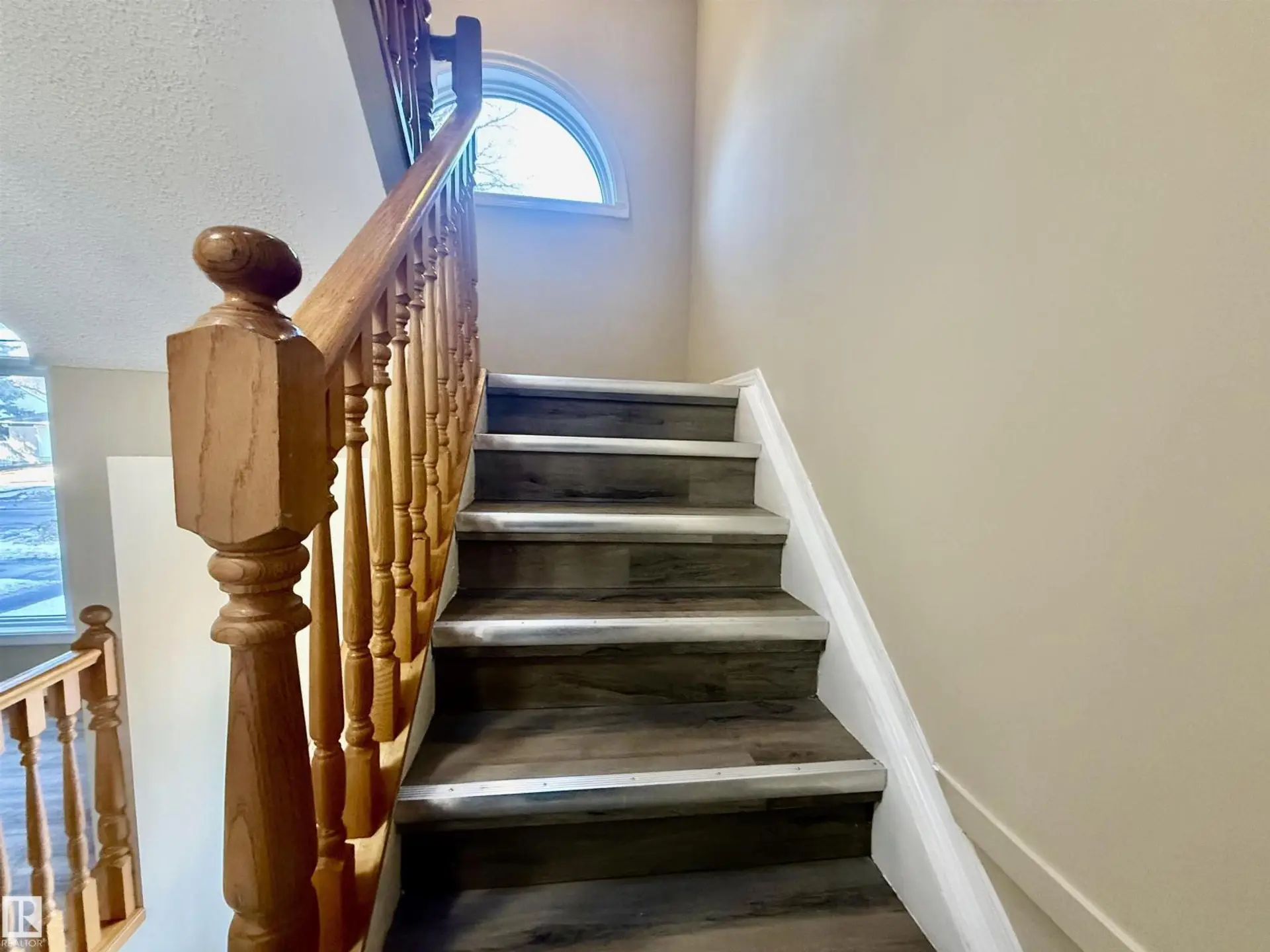 10905 74 AV NW - Image 18