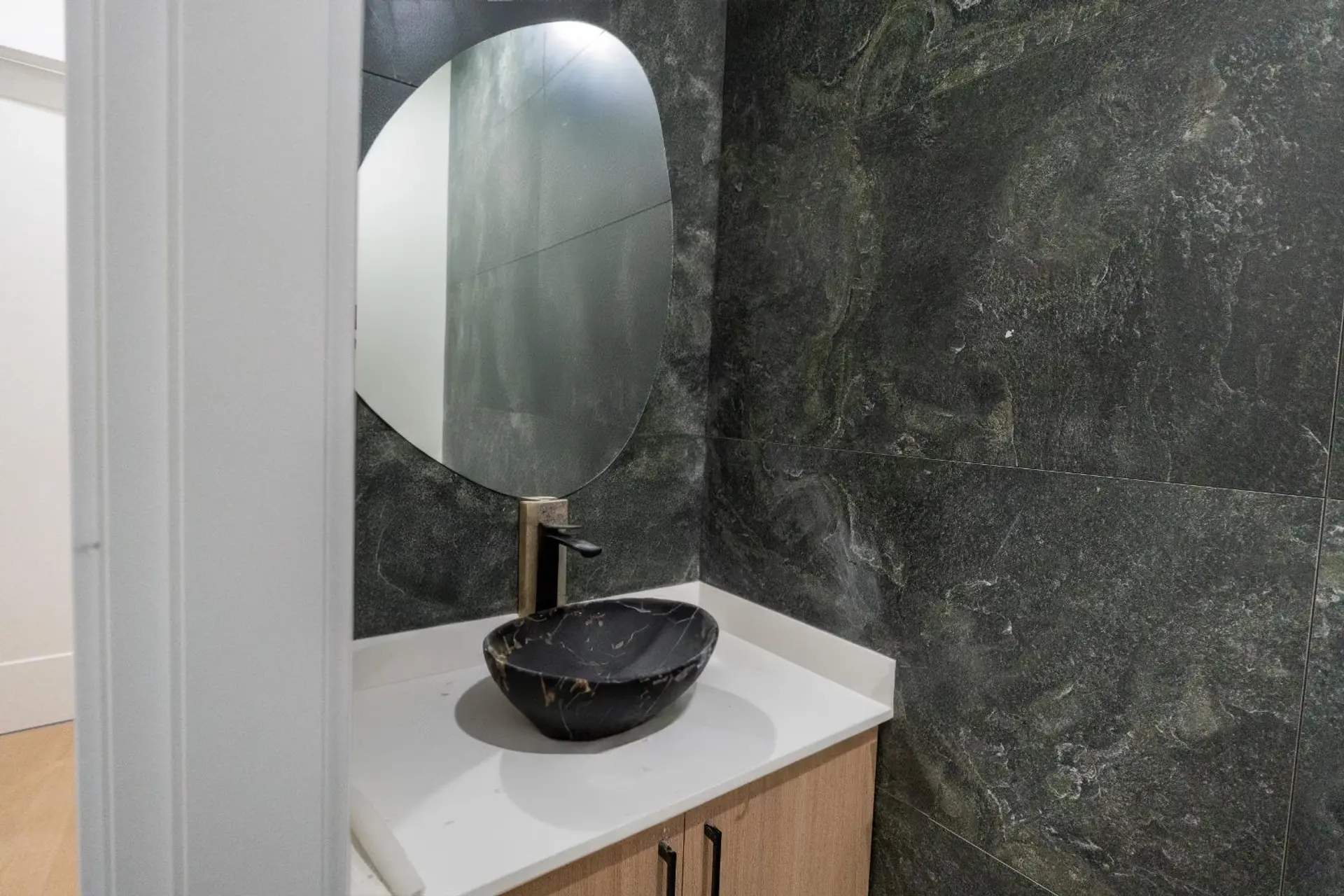 8511 Benedict Blvd Boulevard - Image 7