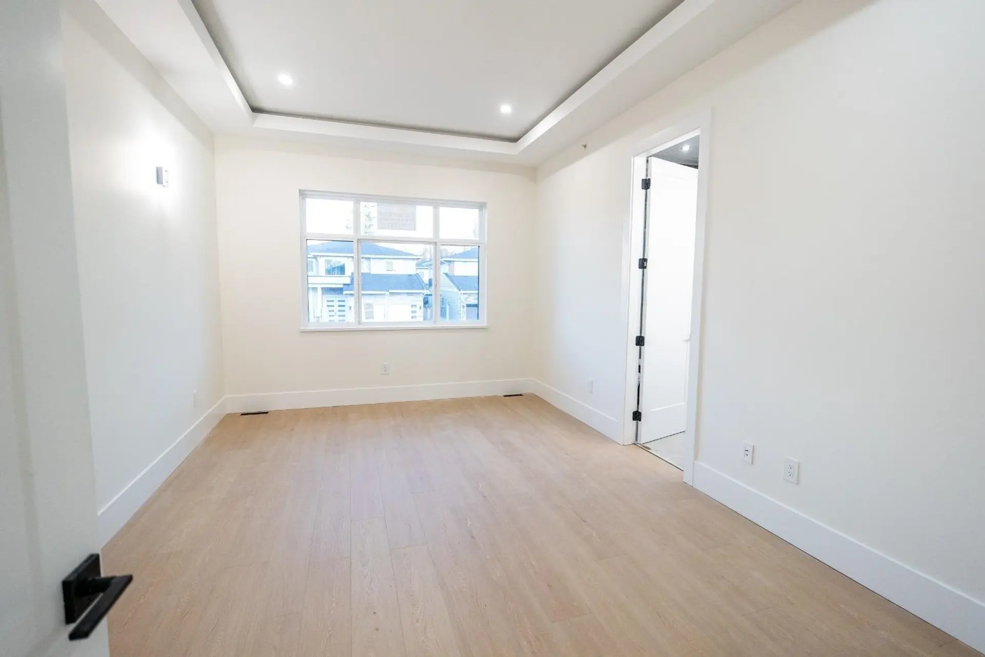 8511 Benedict Blvd Boulevard - Image 15