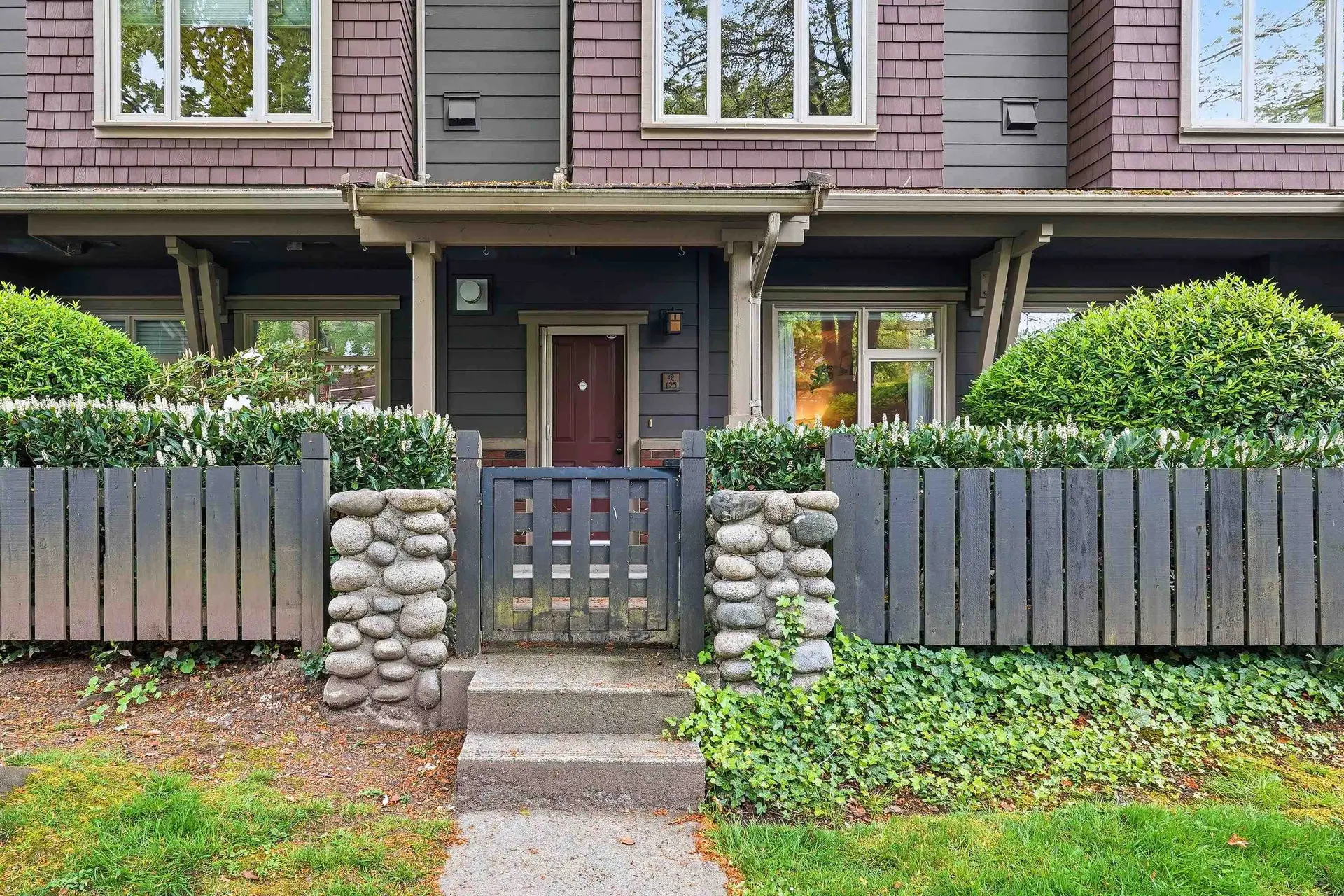 Property at #125 600 Park Crescent, New Westminster, BC