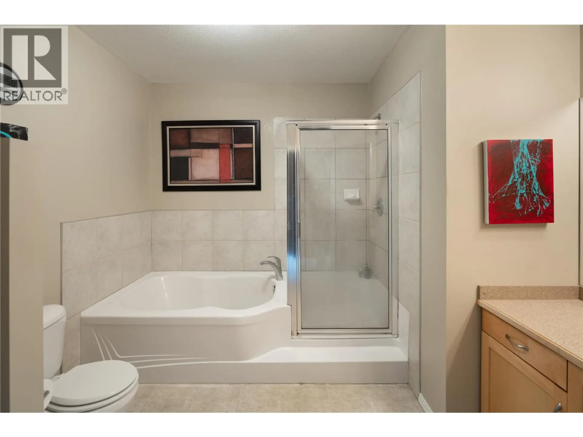 #408 1327 St Paul Street - Image 12