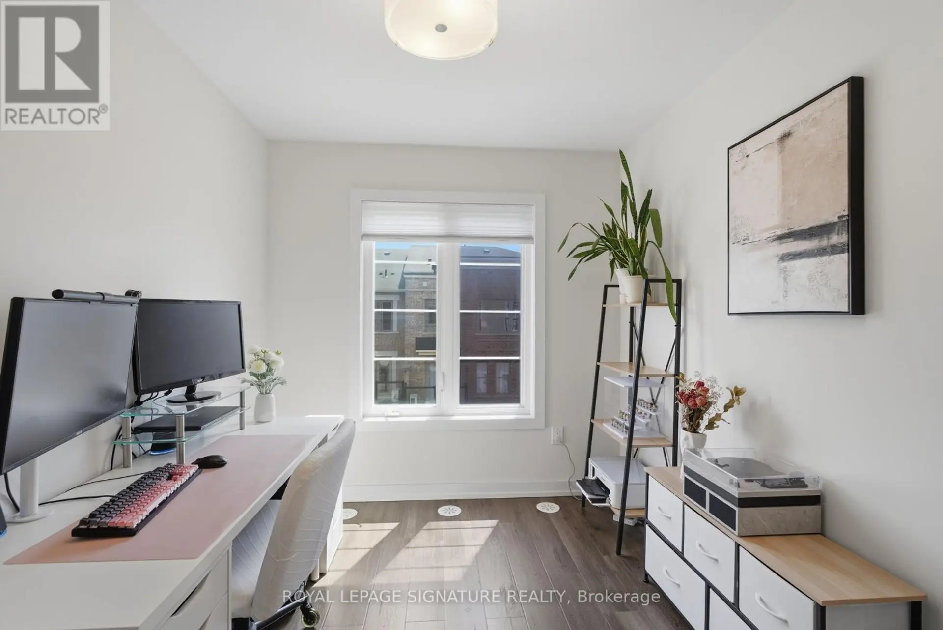 #50 2315 SHEPPARD AVENUE W - Image 13