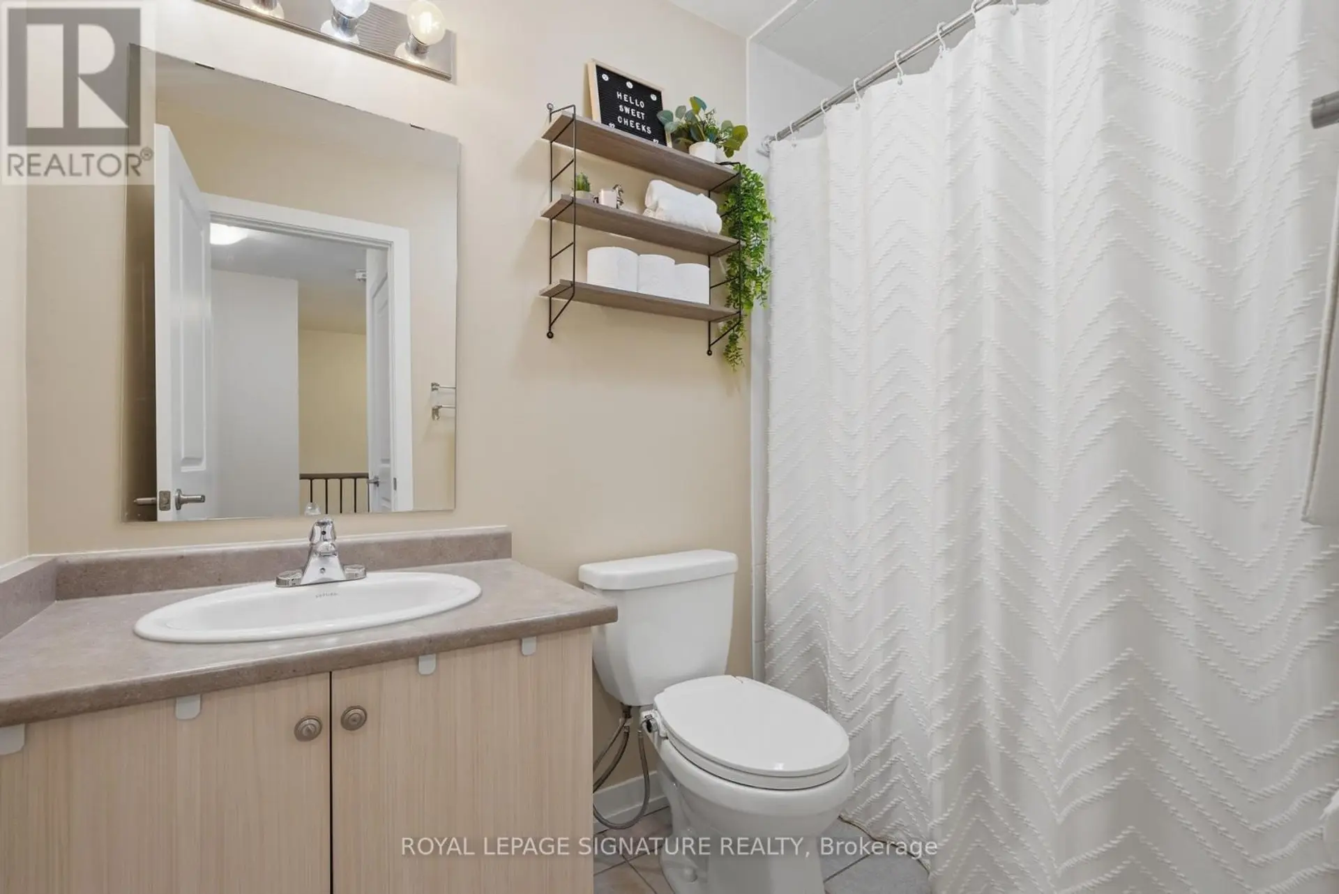 #50 2315 SHEPPARD AVENUE W - Image 16