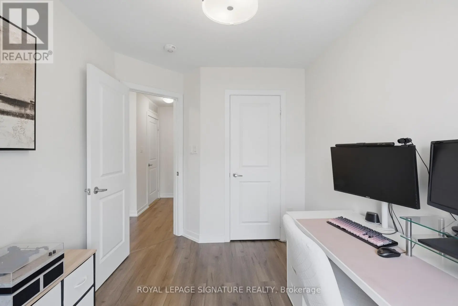 #50 2315 SHEPPARD AVENUE W - Image 14