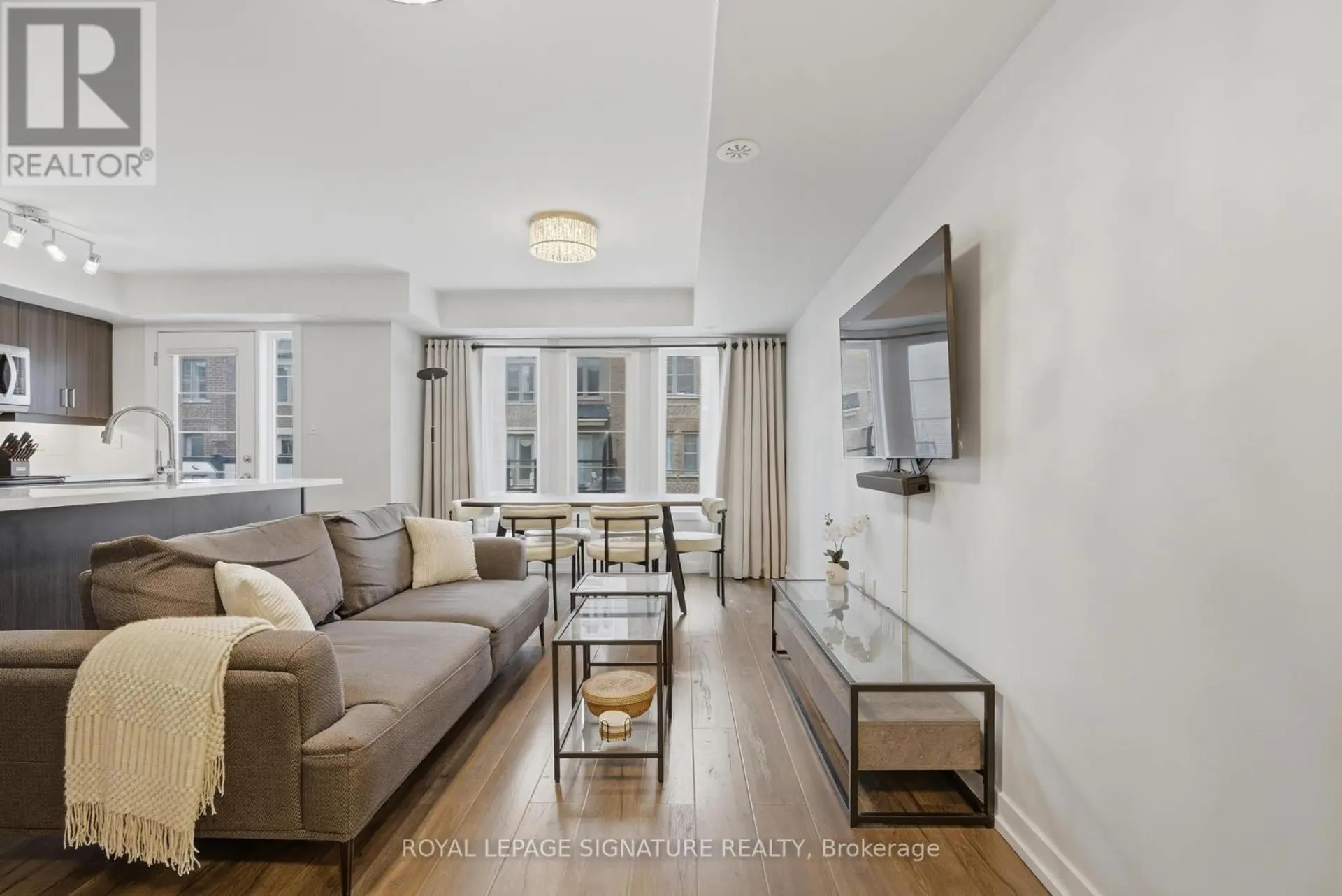 #50 2315 SHEPPARD AVENUE W - Image 3