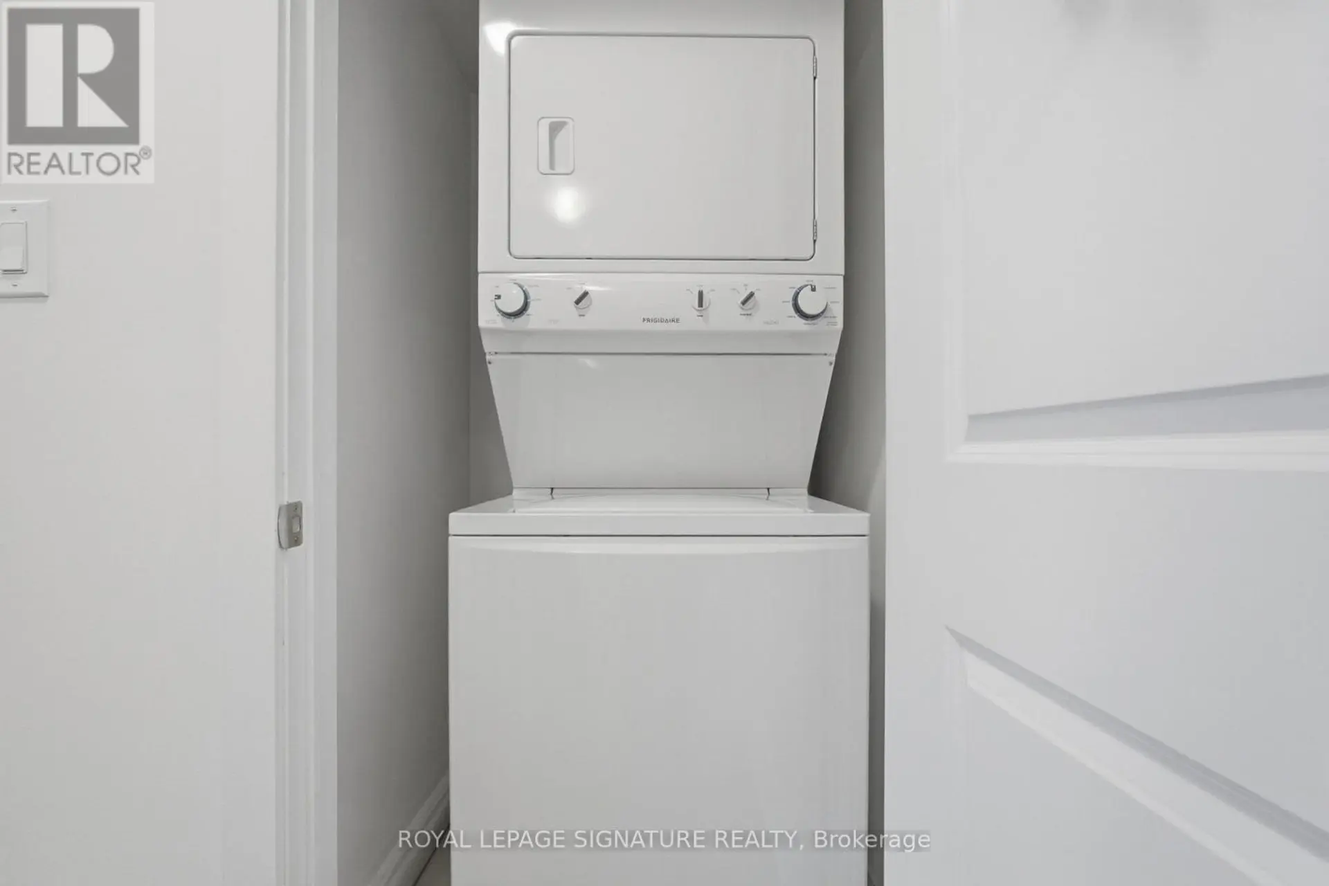 #50 2315 SHEPPARD AVENUE W - Image 17