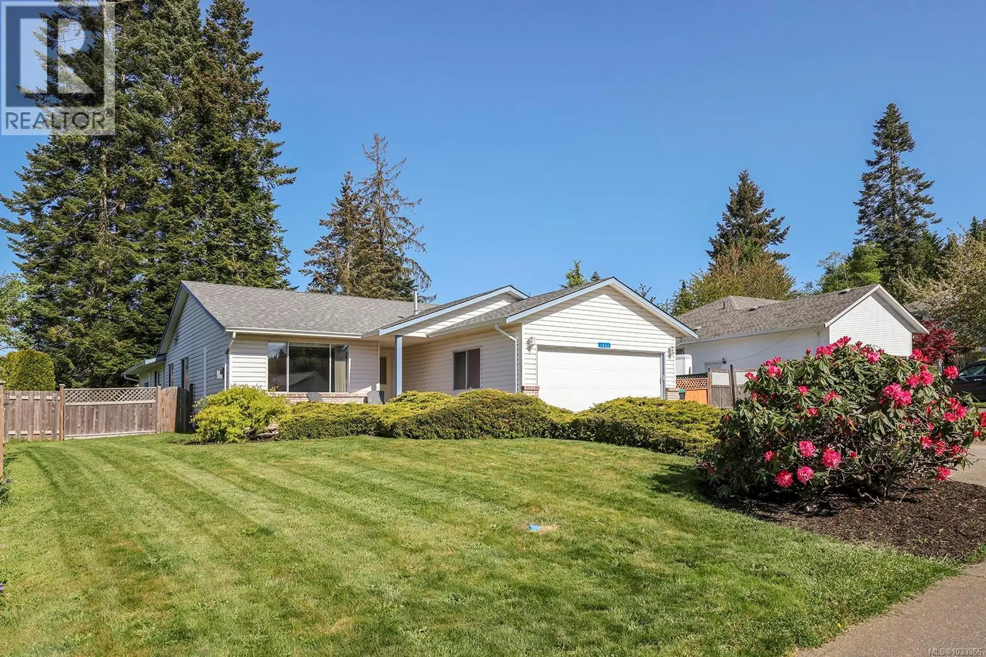 Property at 1832 Valley View Dr, Courtenay, BC